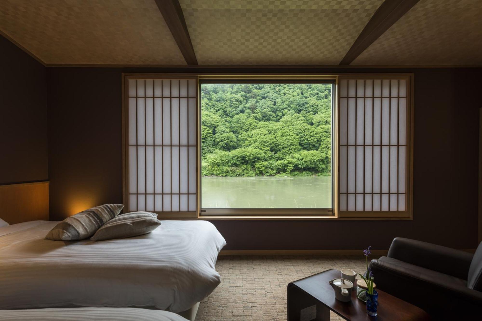 Superior Twin Room with River View -Annex - Non-Smoking(Over 12 Years Old Only) - Photo 1