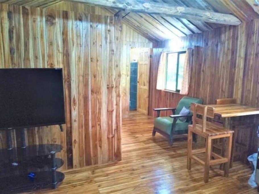 One-Bedroom House photo 1
