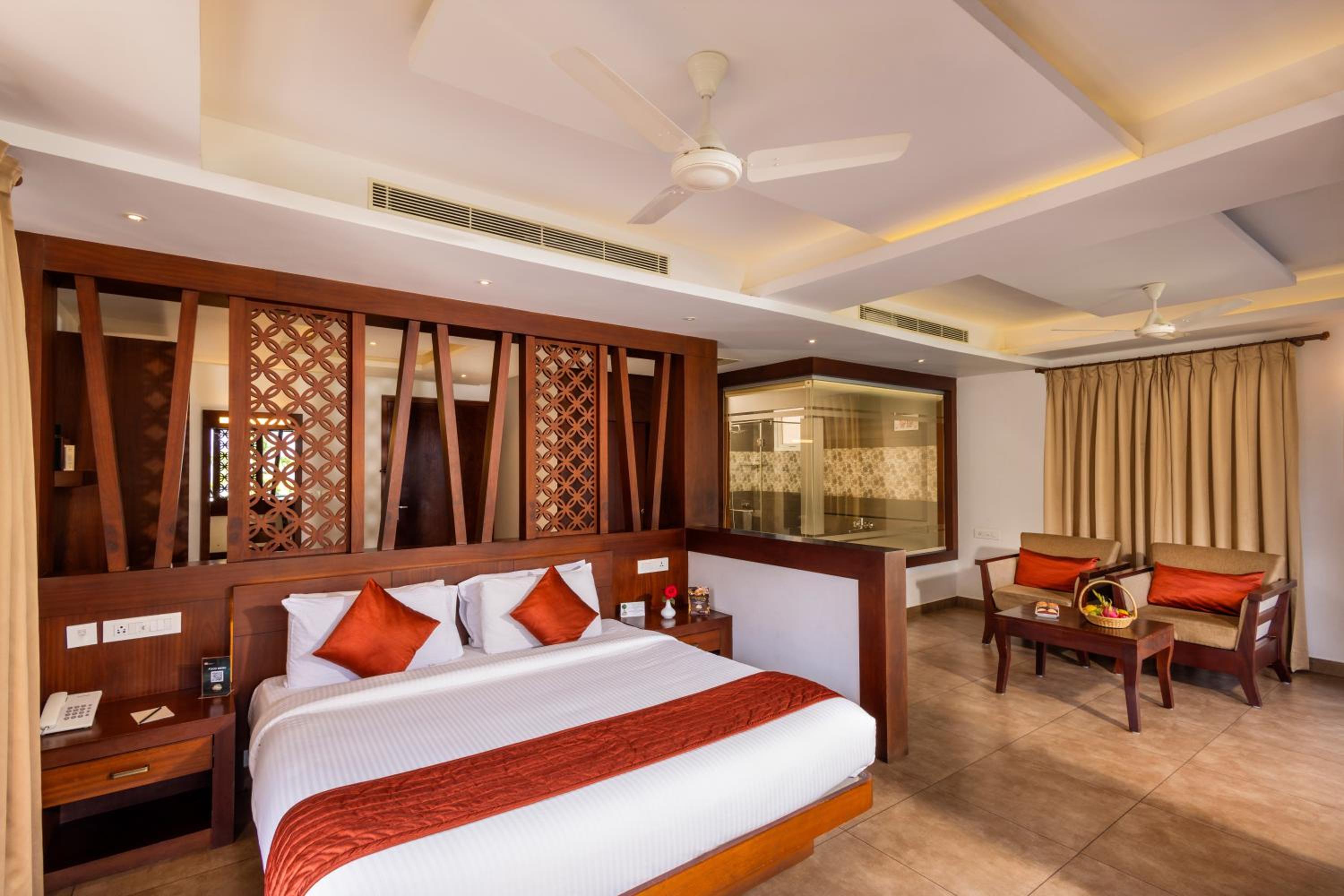 King Room with Spa Bath - Photo 1