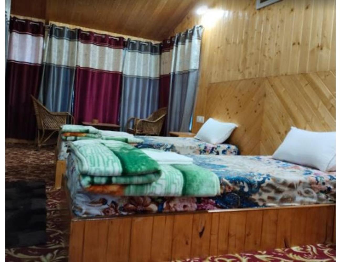 Large Double Room photo 2