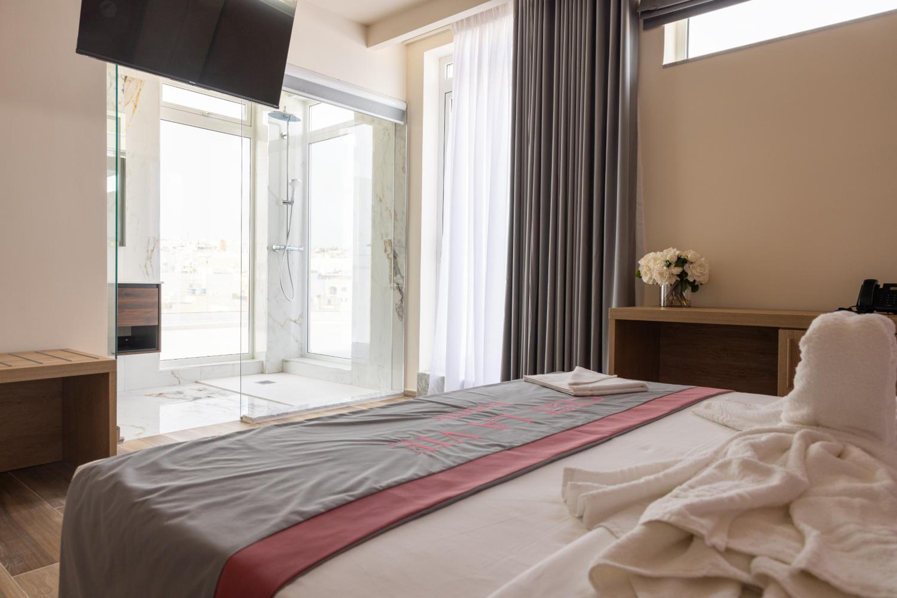 Double Room with Terrace - Photo 7
