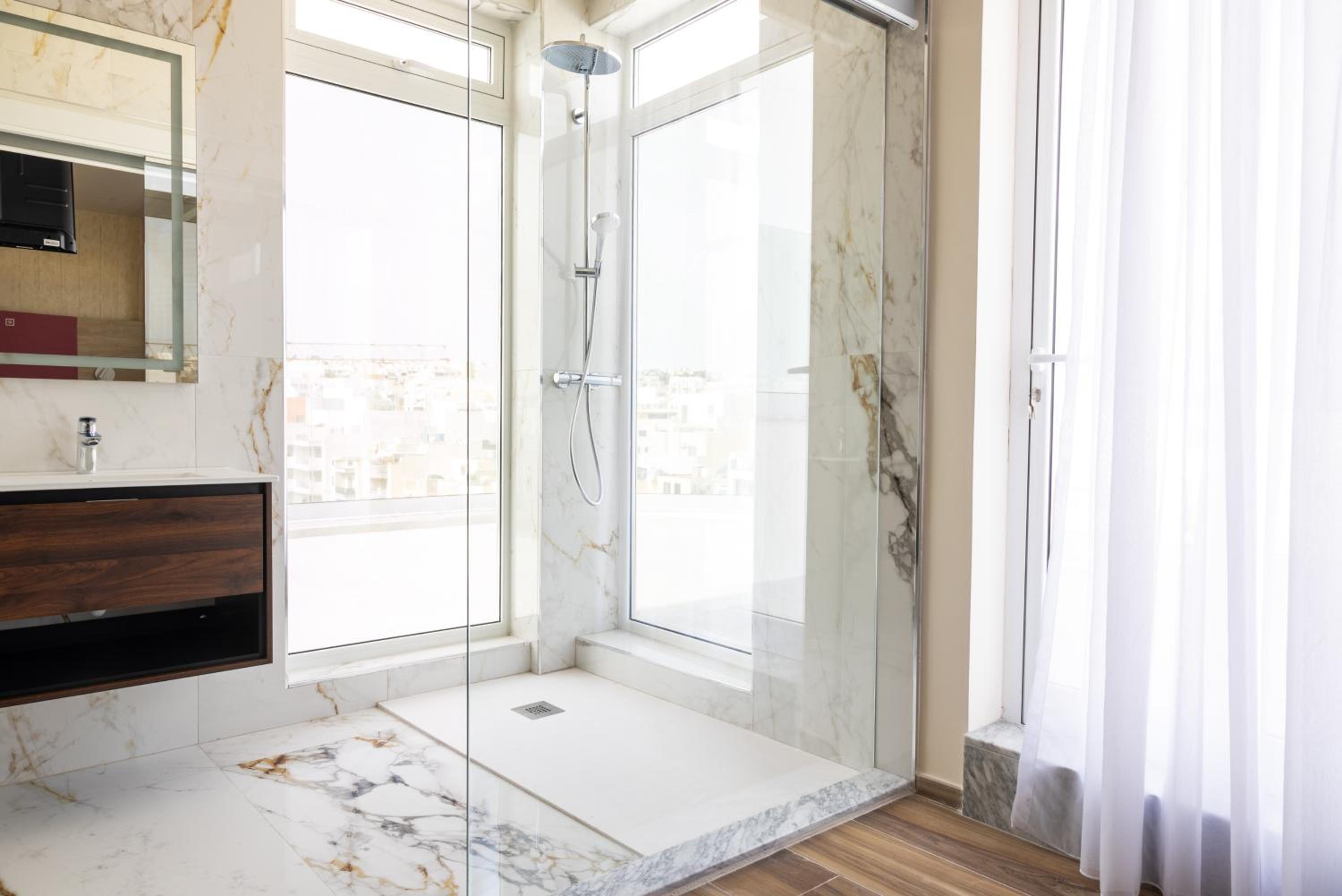 Double Room with Terrace - Photo 8