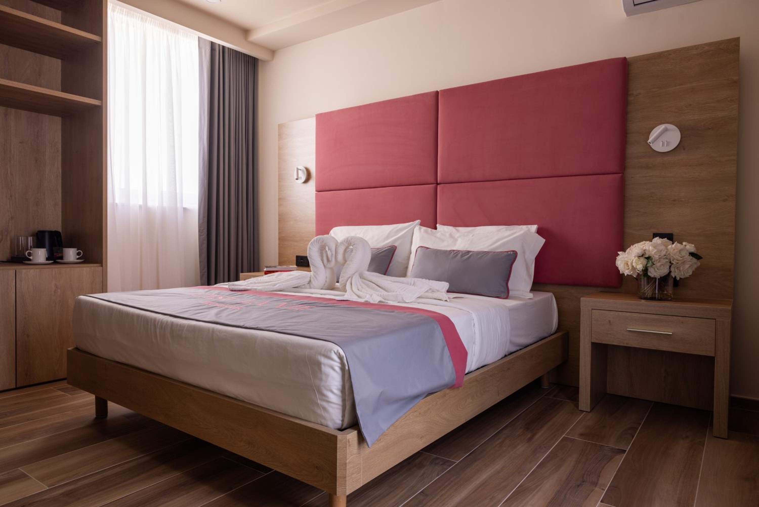 Double Room with Terrace - Photo 10