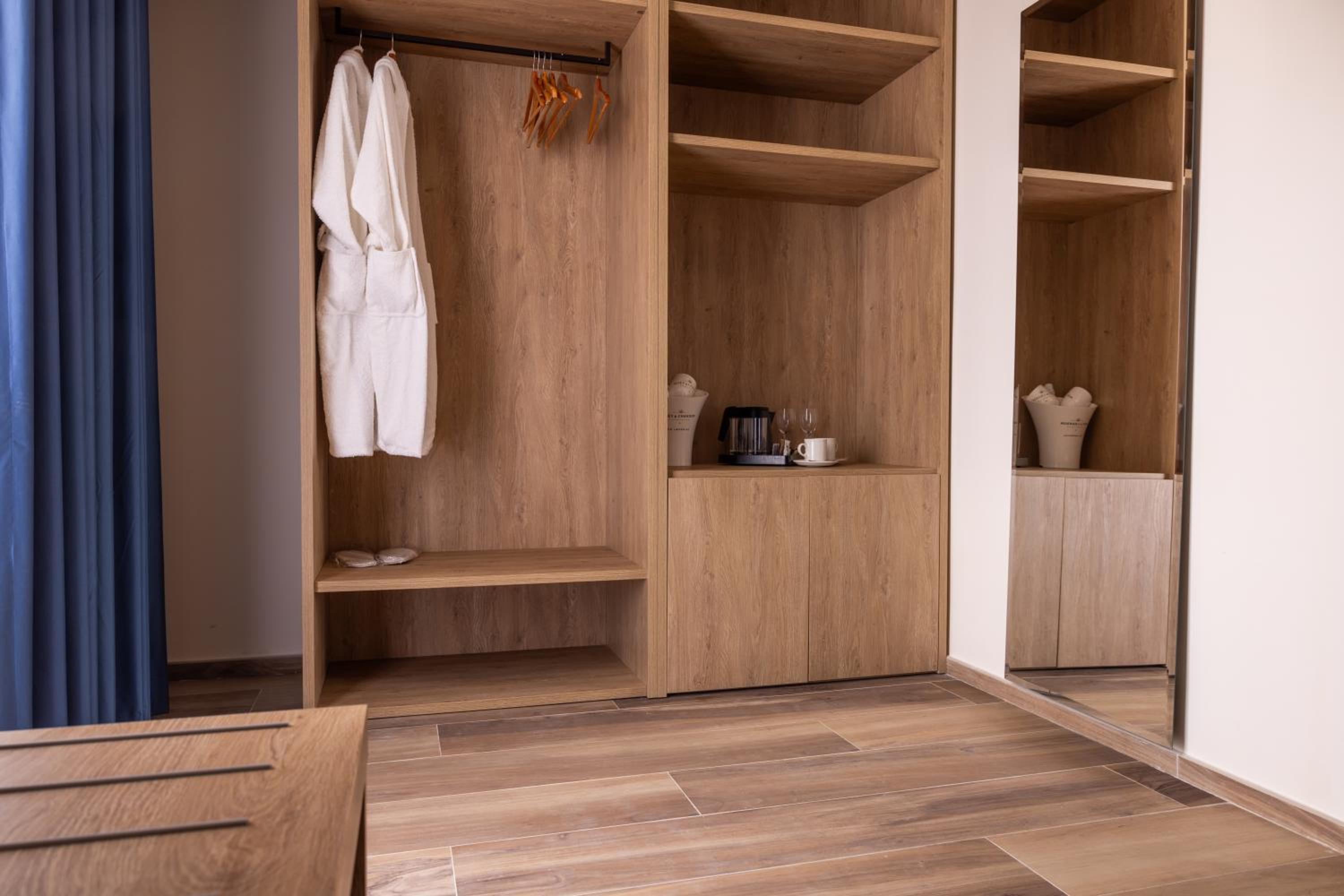 Superior Double Room - Photo 8