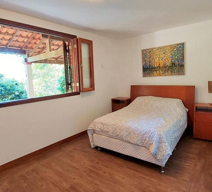 Four-Bedroom House photo 1