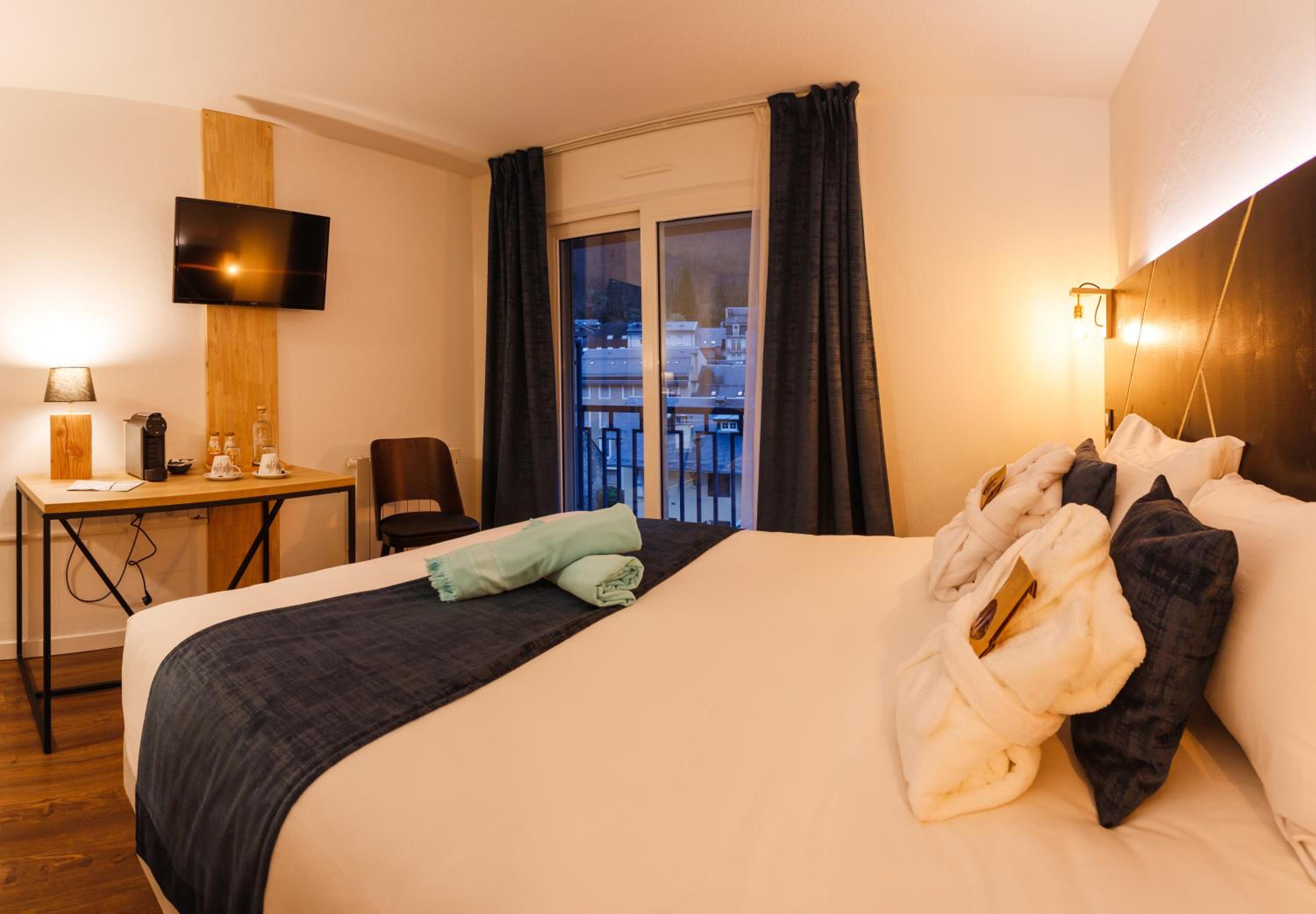 Superior Double Room - Photo 7