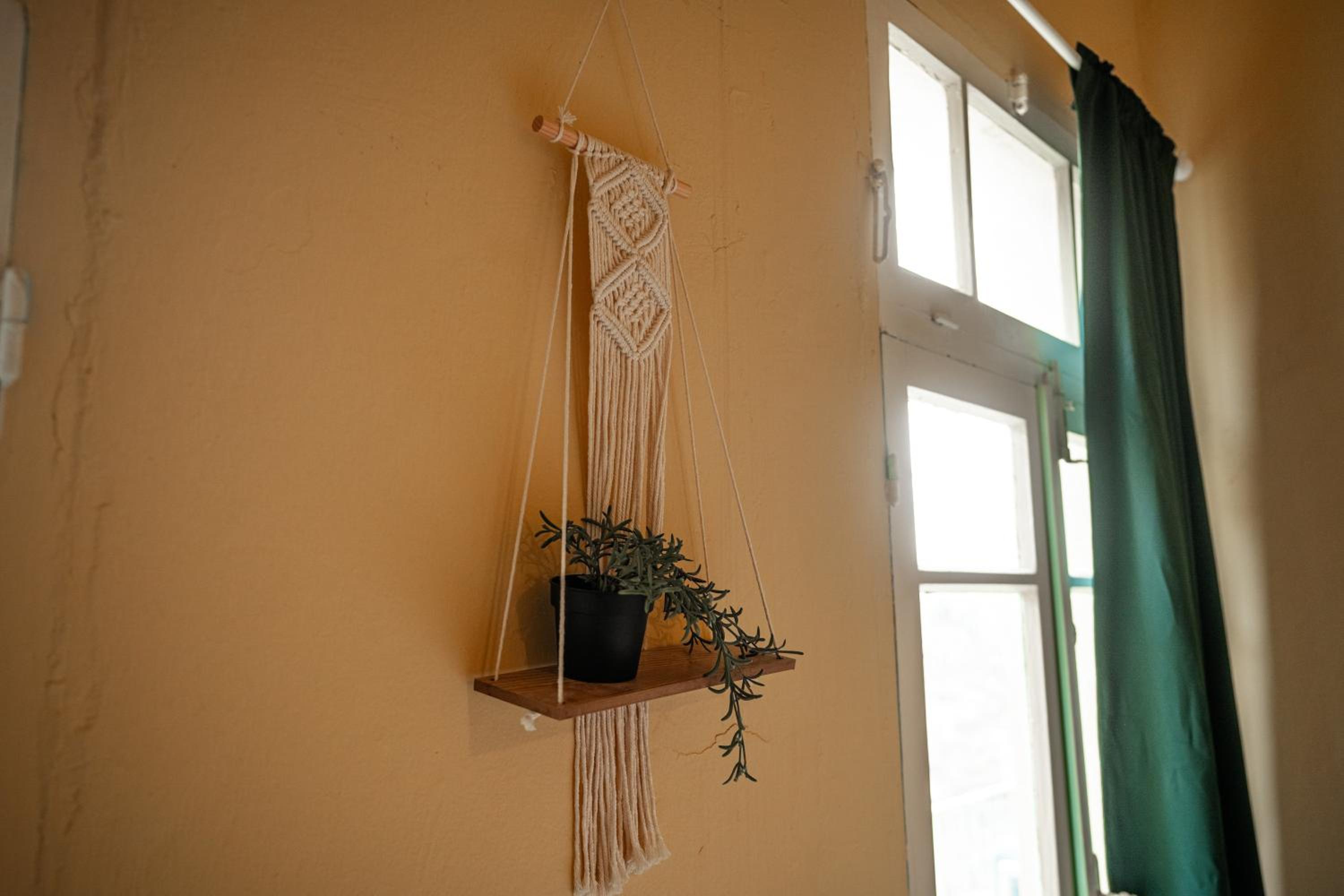 Standard Twin Room - Photo 13