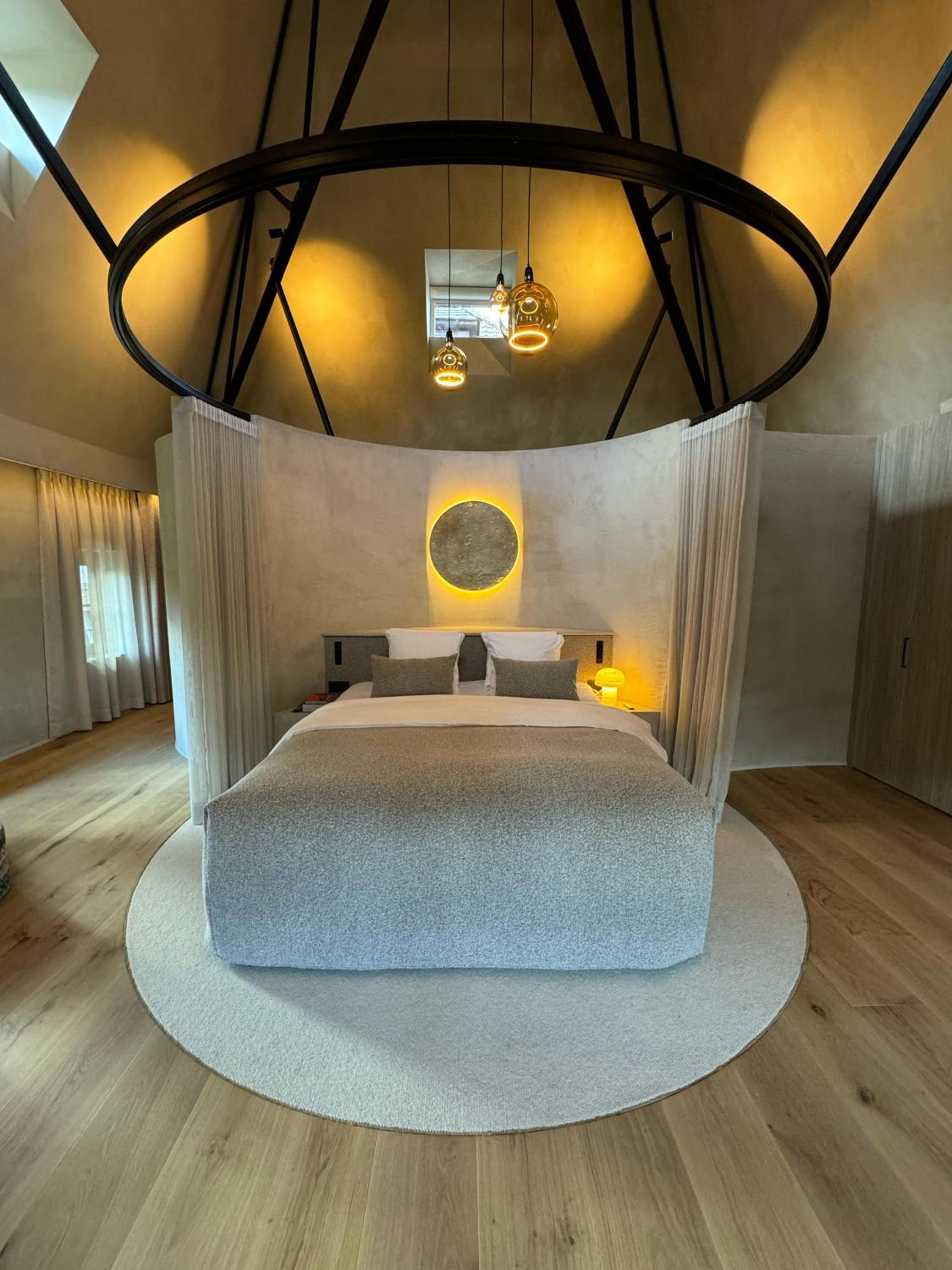 Junior Suite with Balcony photo 1