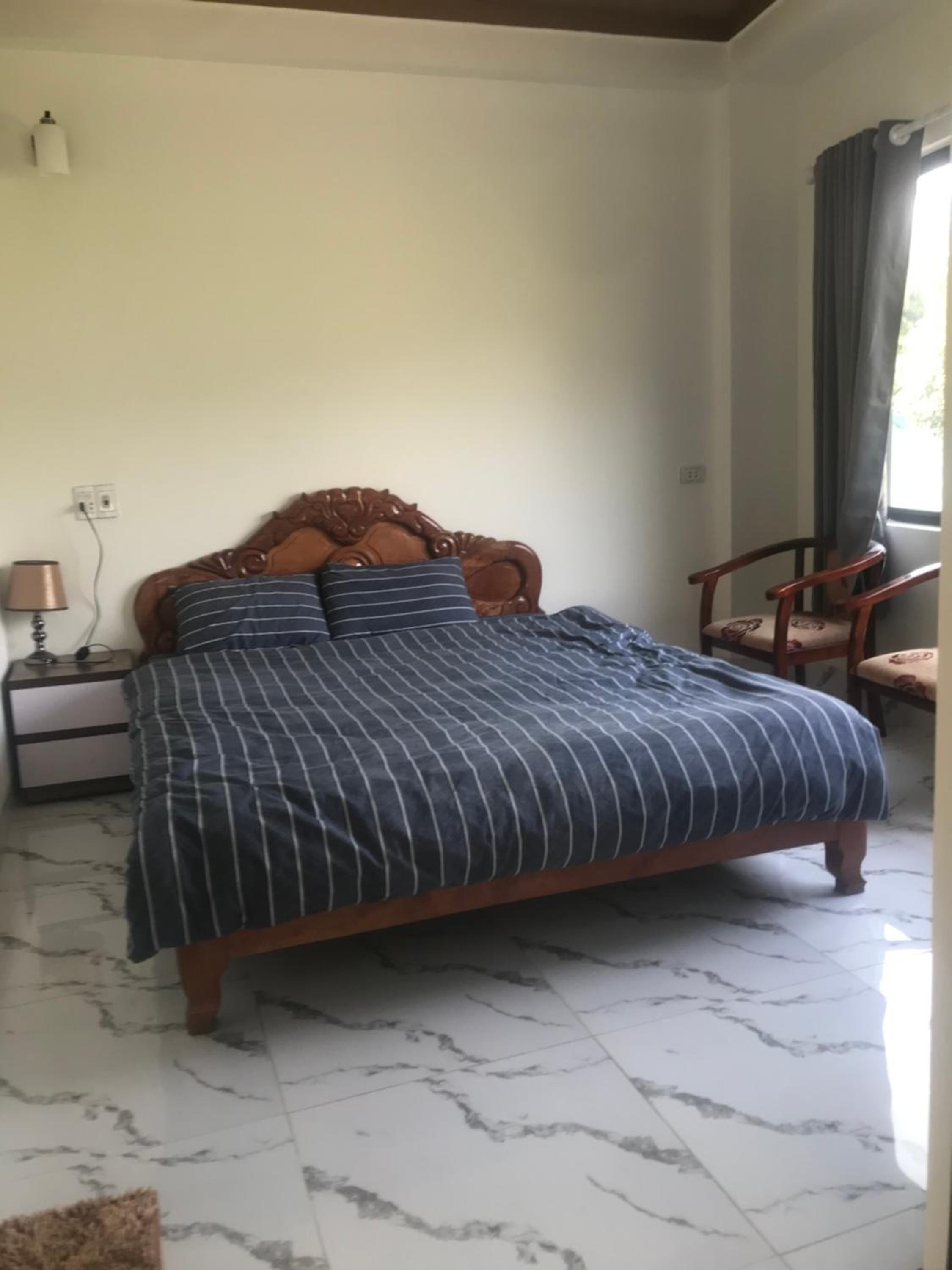 Standard King Room - Photo 4
