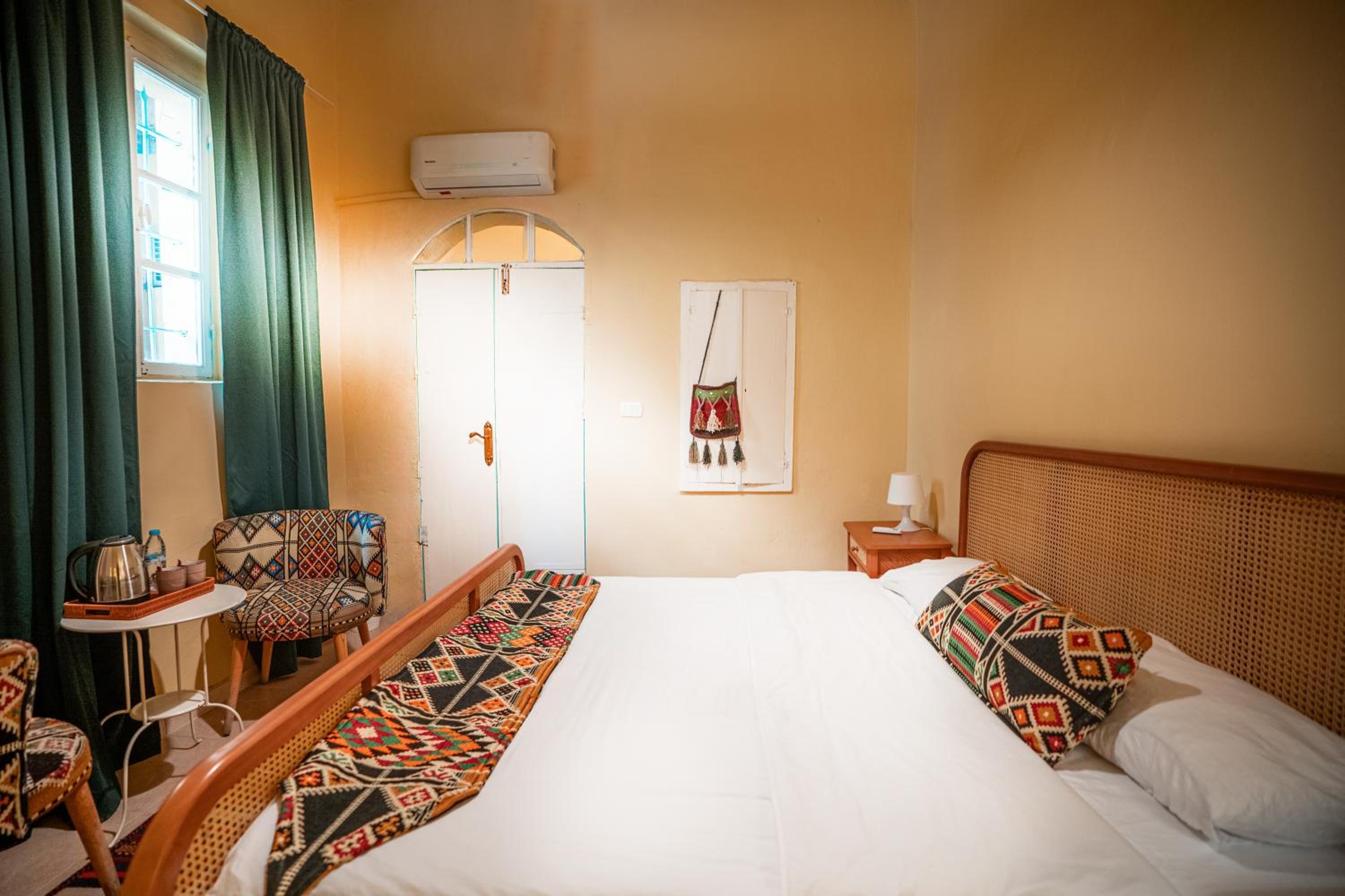 Standard Double or Twin Room - Photo 3