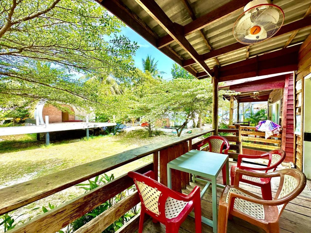 Family Bungalow photo 2