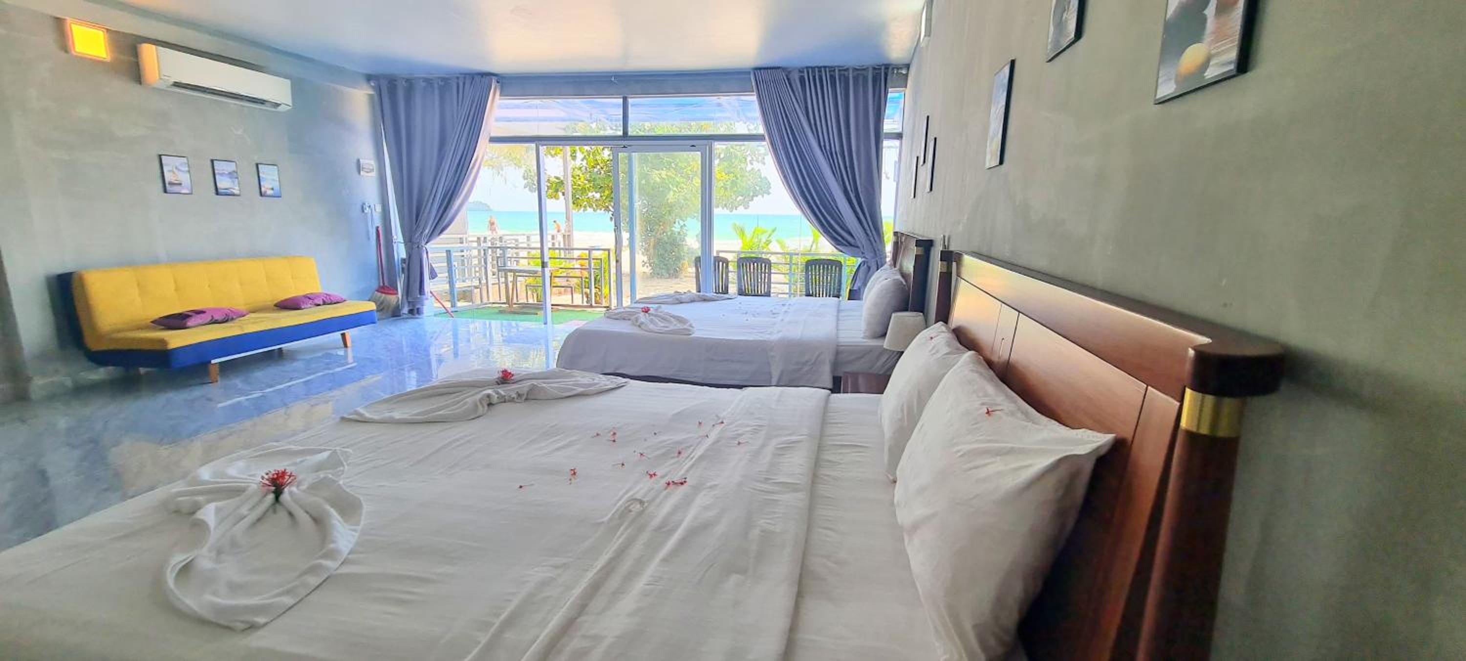 Junior Suite with Ocean View photo 1