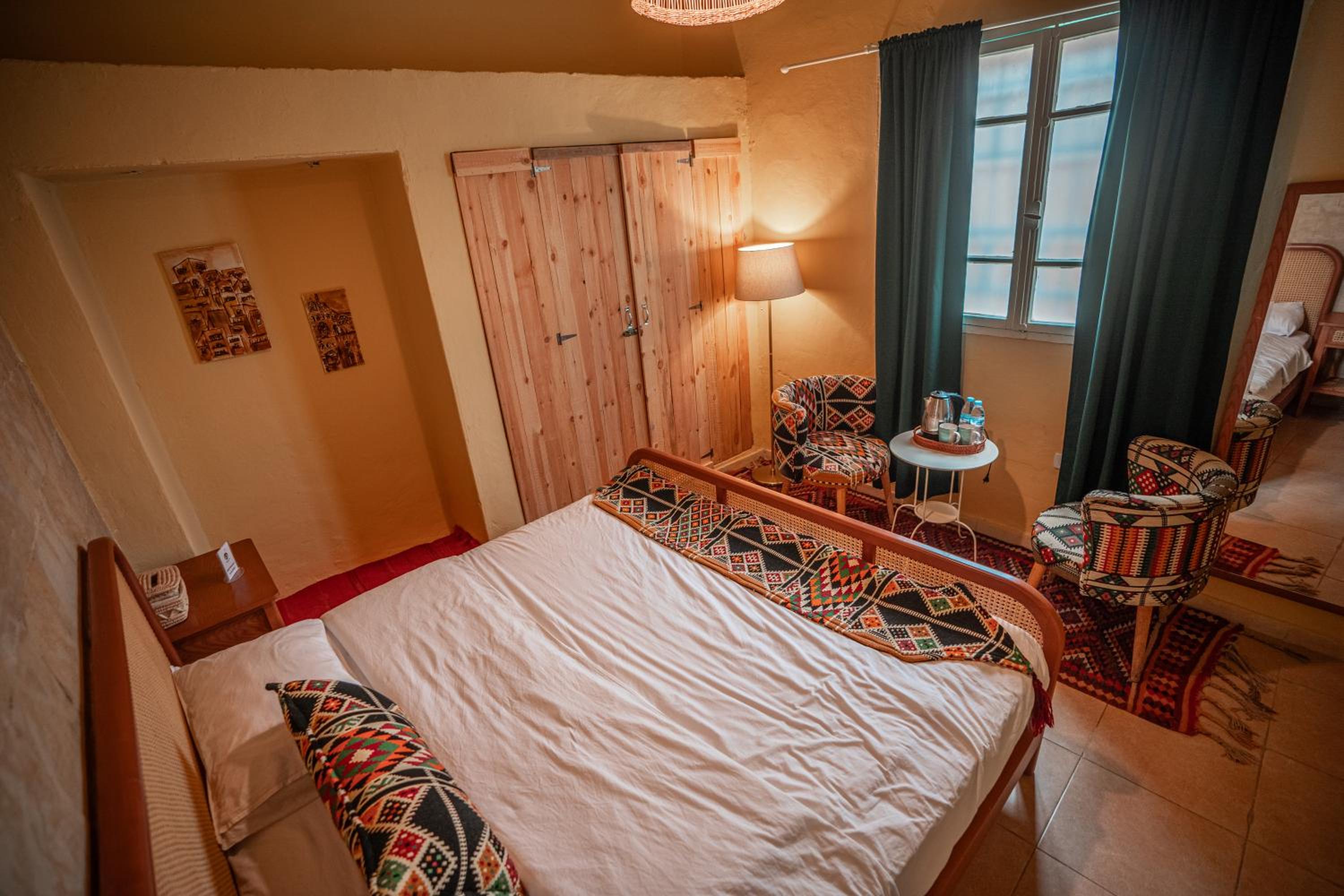 Standard Double or Twin Room - Photo 14