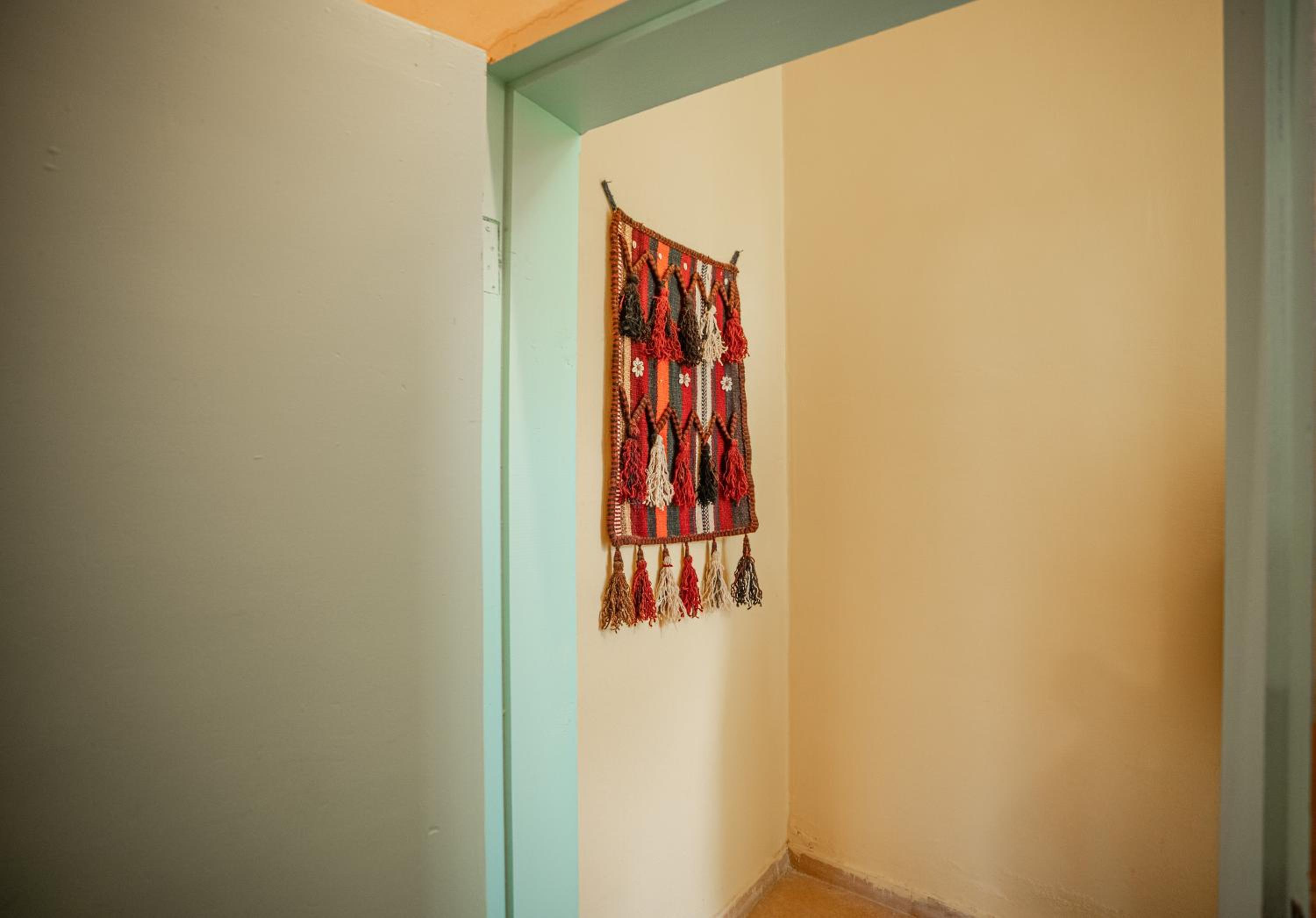 Double Room with Balcony - Photo 13