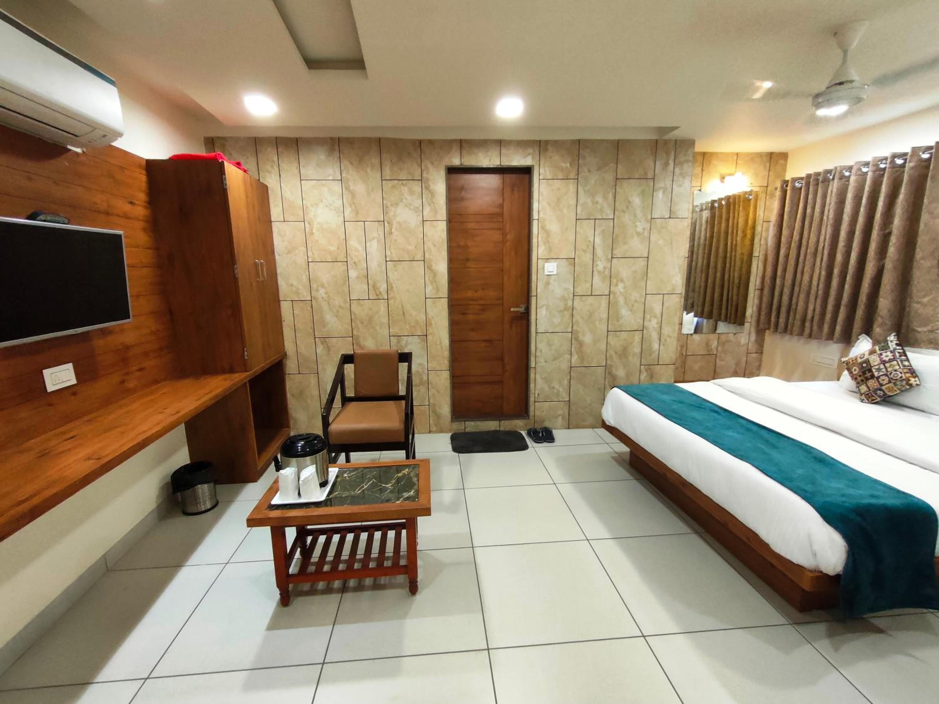 Executive Triple Room - Photo 2