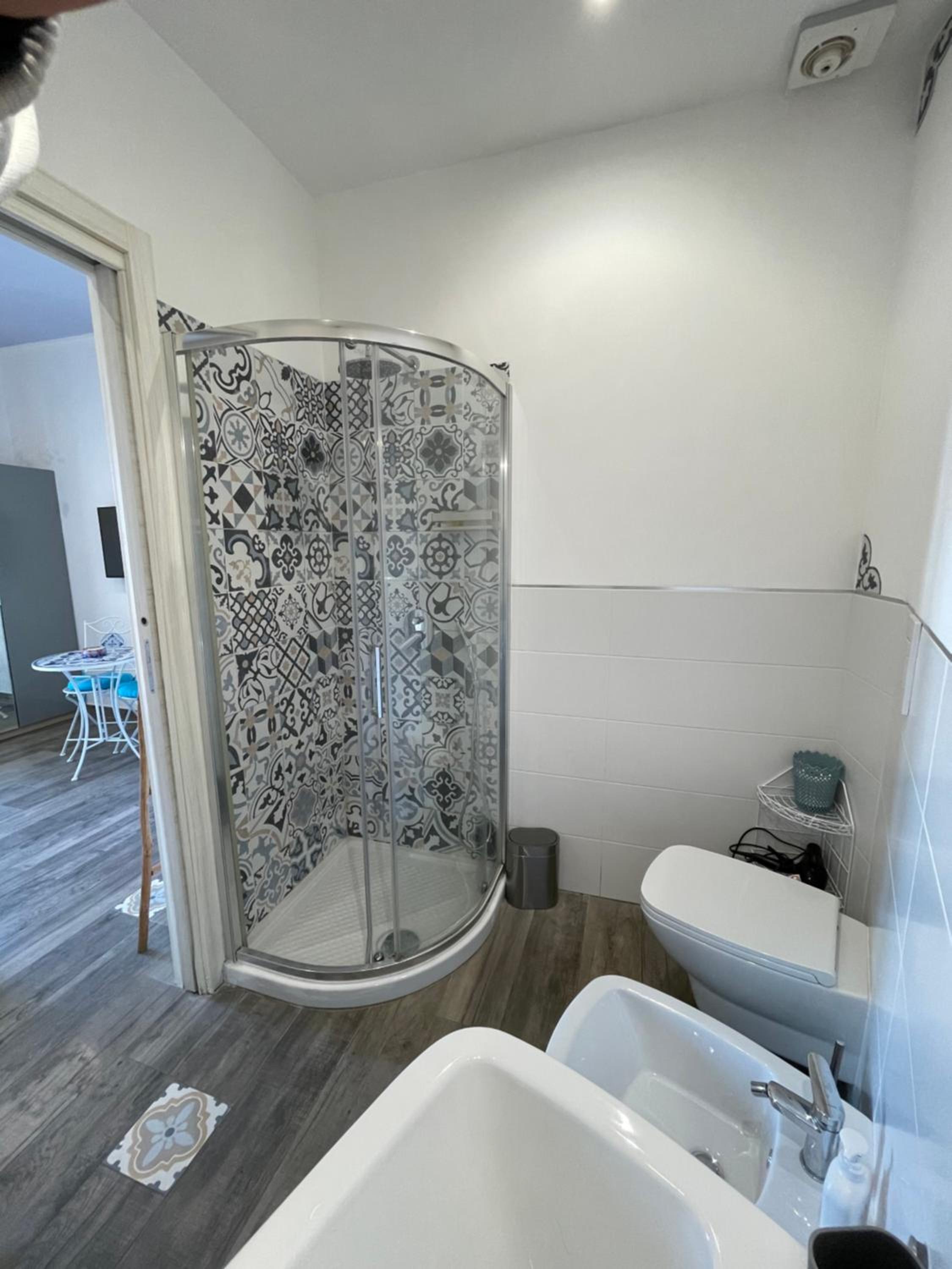 Deluxe Double Room with Balcony and Sea View - Photo 18