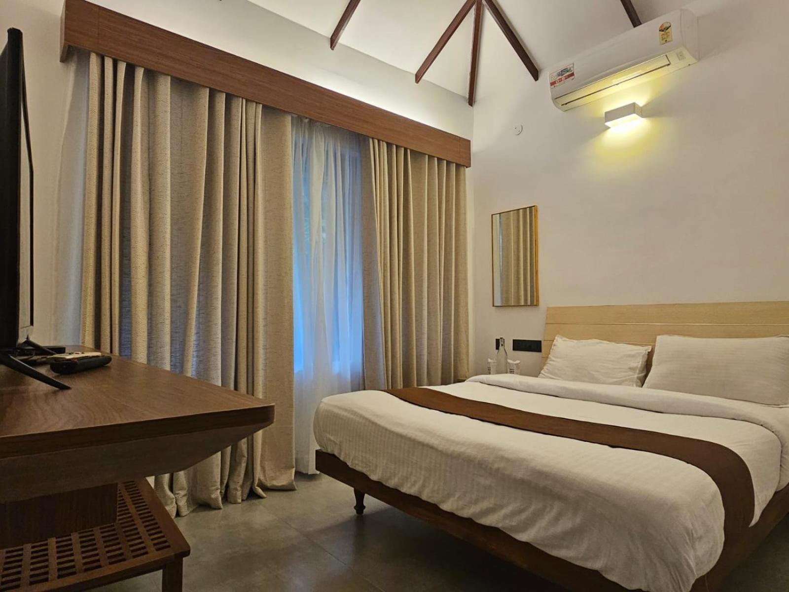 Standard Double Room - Photo 1