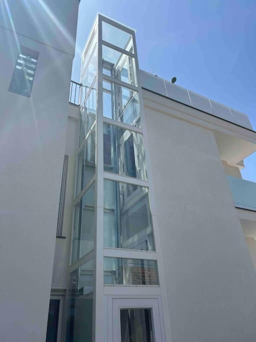 Villa with Private Pool - Photo 27