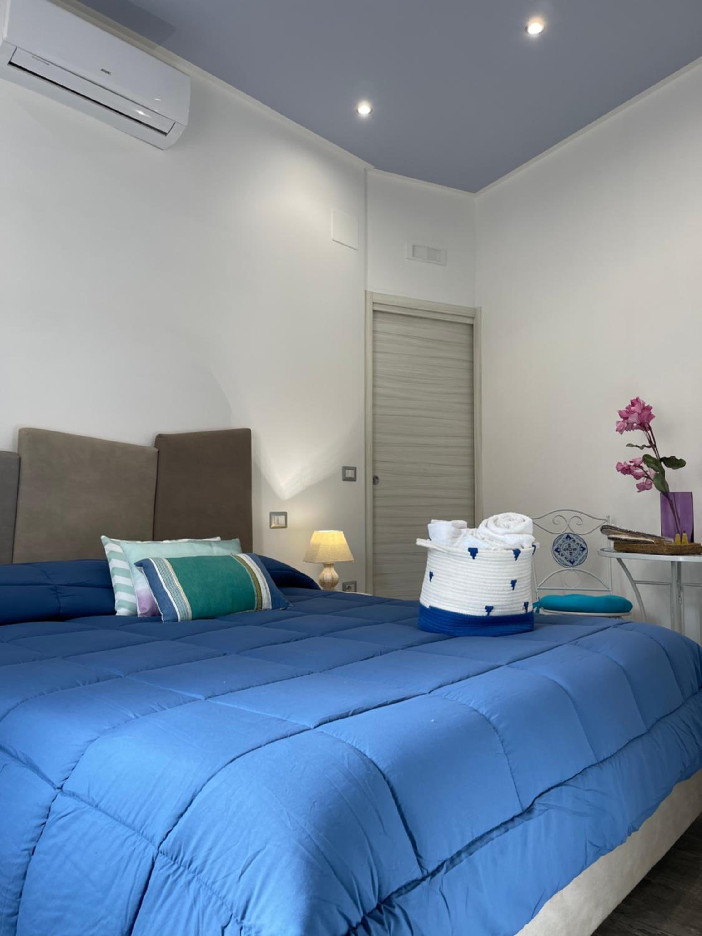 Deluxe Double Room - Photo 10