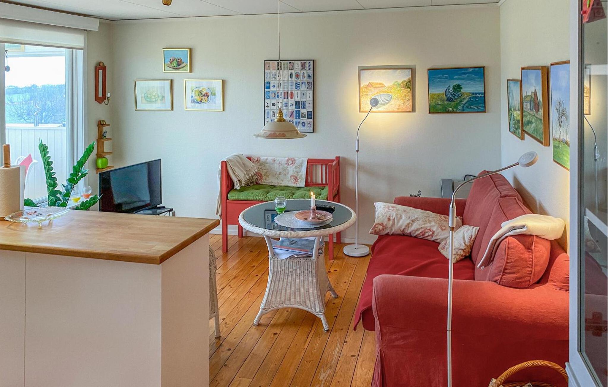 Two-Bedroom Holiday Home photo 1