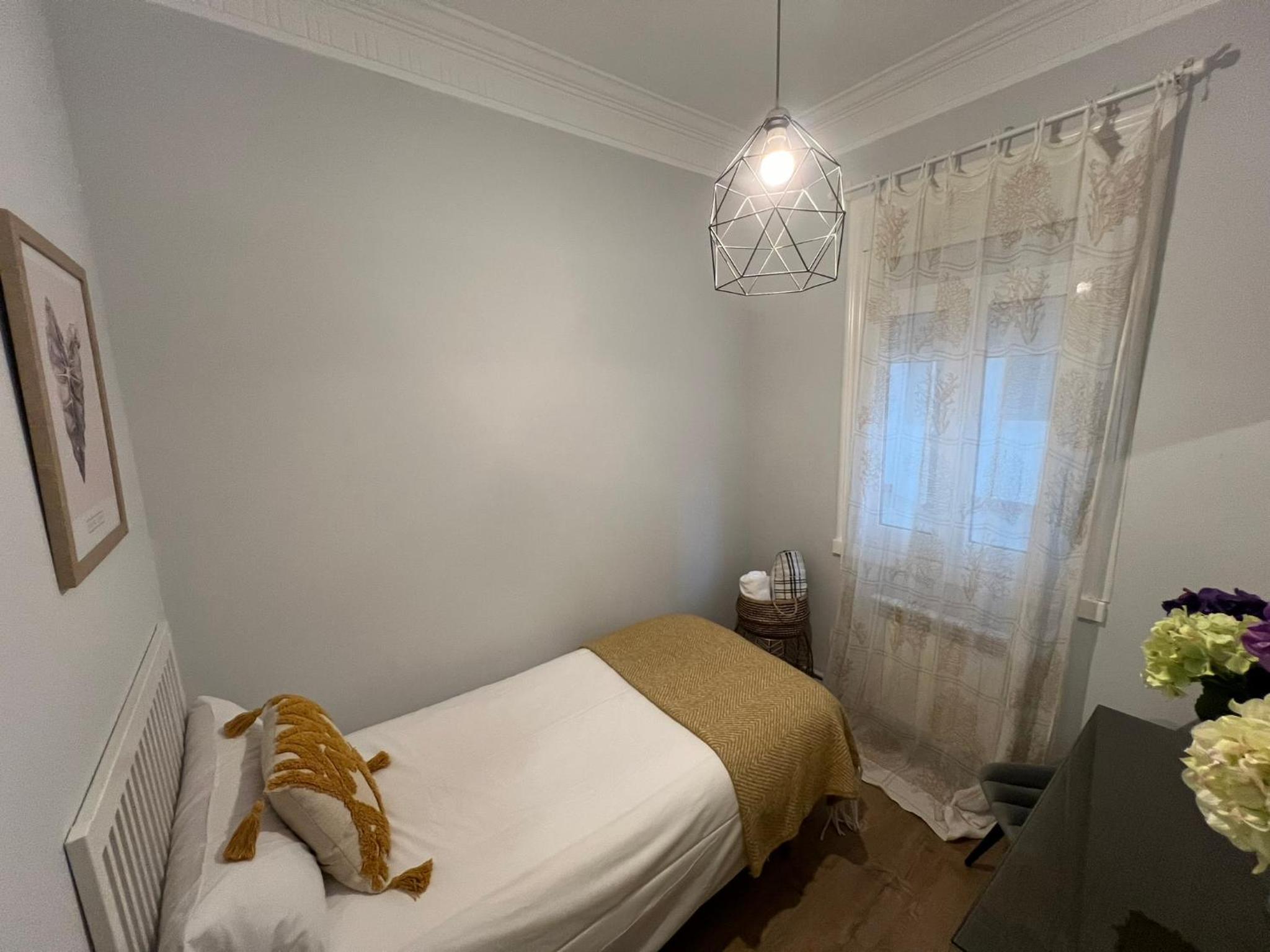 Apartment - Photo 4