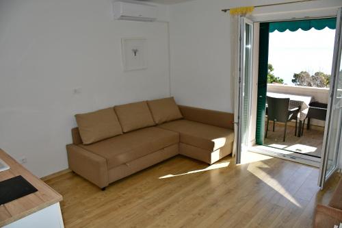 Apartment with Sea View photo 2