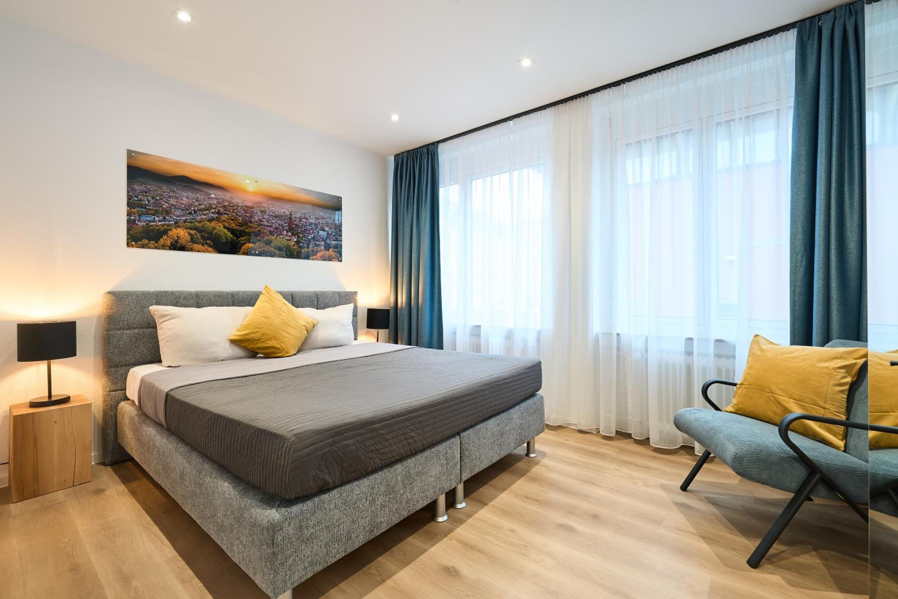 One-Bedroom Apartment - Photo 3