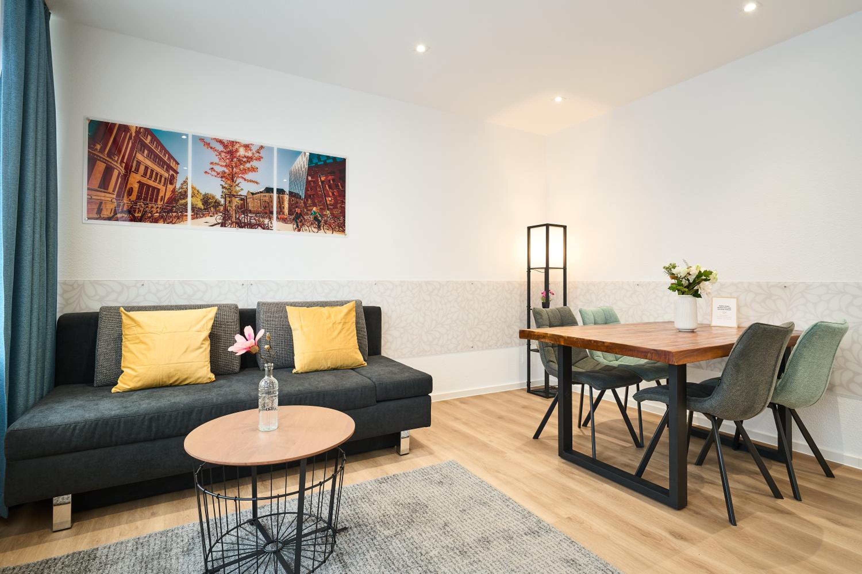 One-Bedroom Apartment - Photo 7
