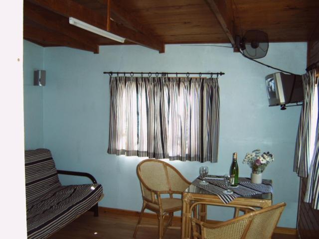 Bungalow with Pool View photo 1