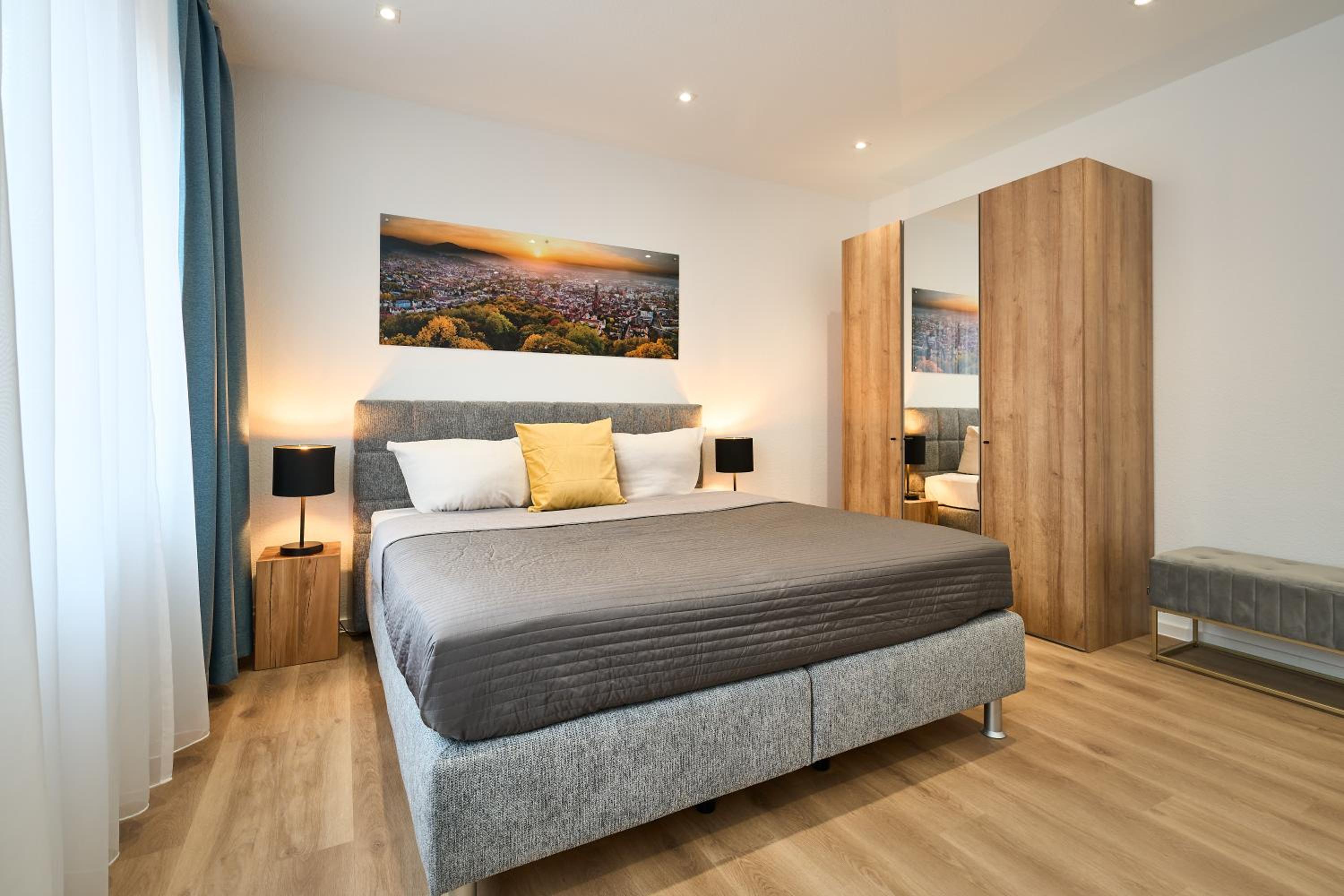 Two-Bedroom Apartment - Photo 2