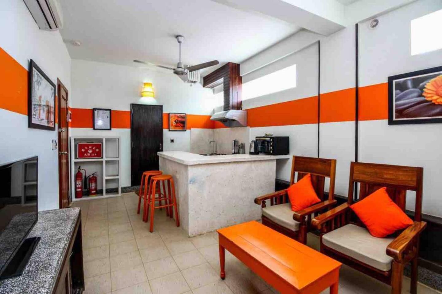 Studio Apartment photo 1