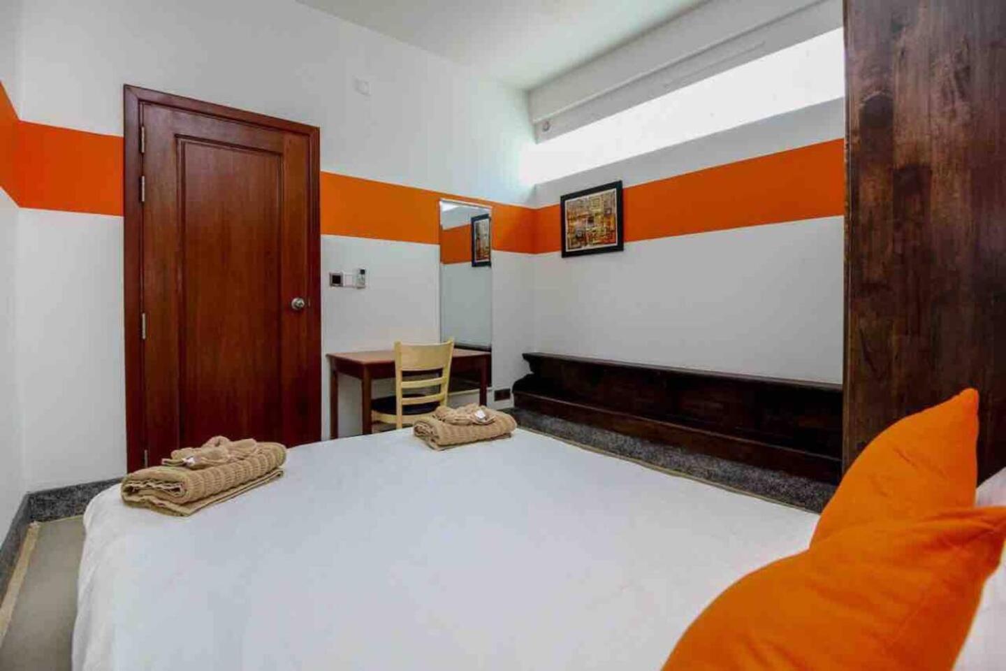 Studio Apartment photo 2