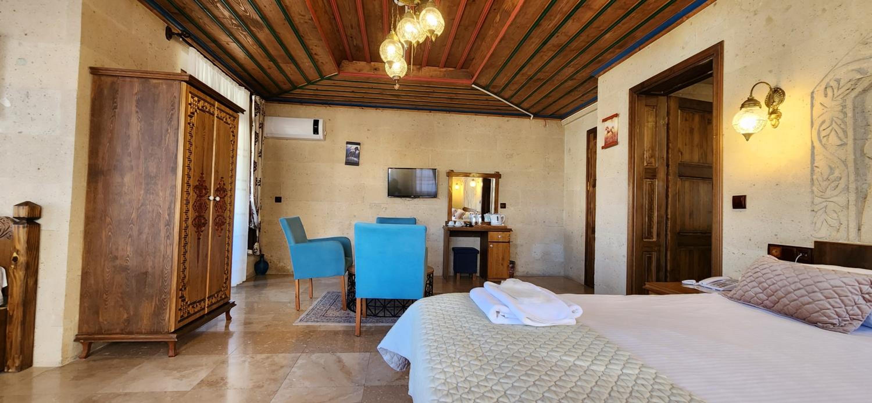 Deluxe Triple Room - Photo 6