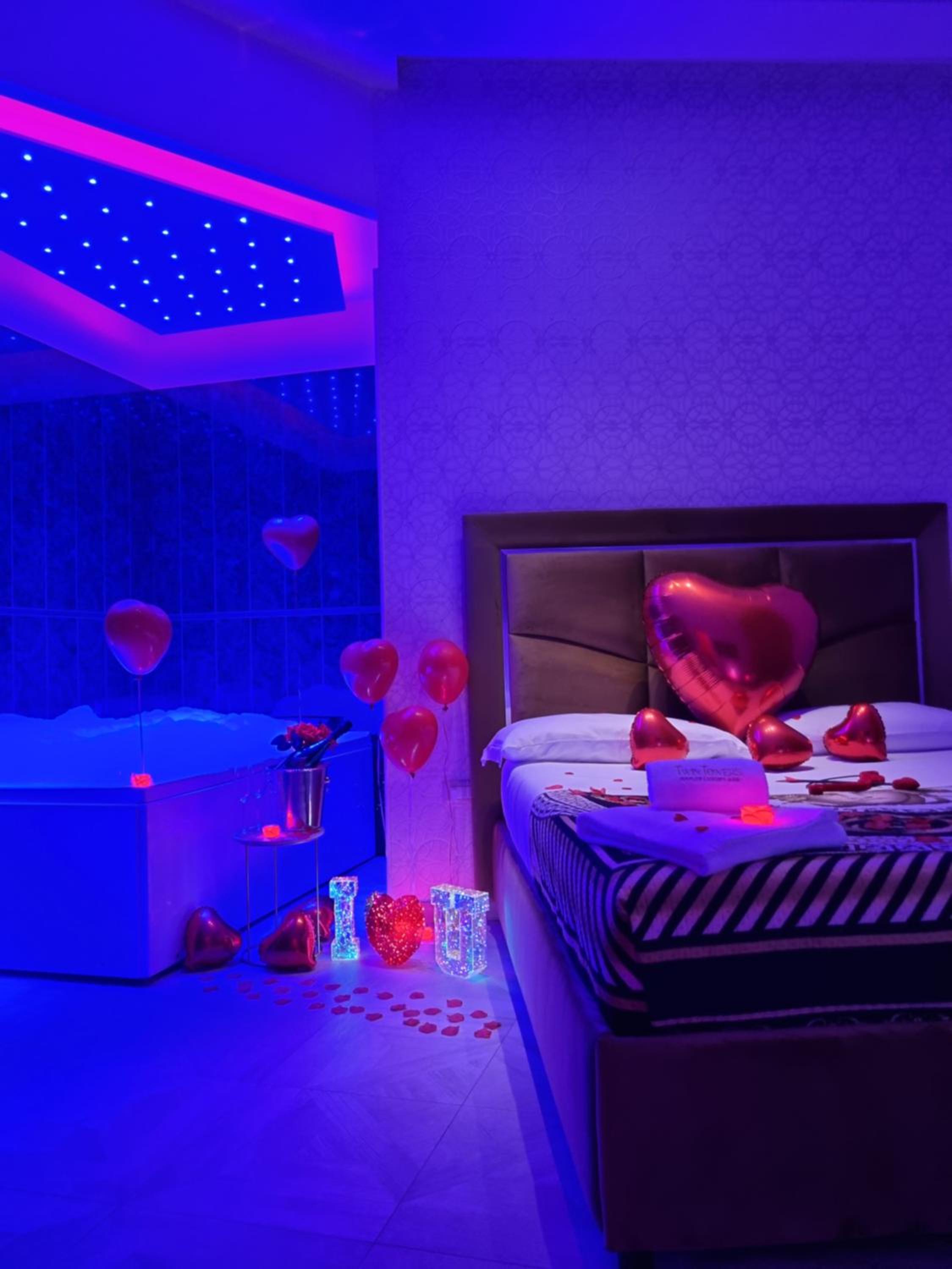 King Room with Spa Bath