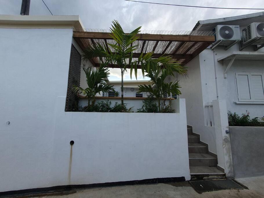 Studio Apartment photo 3