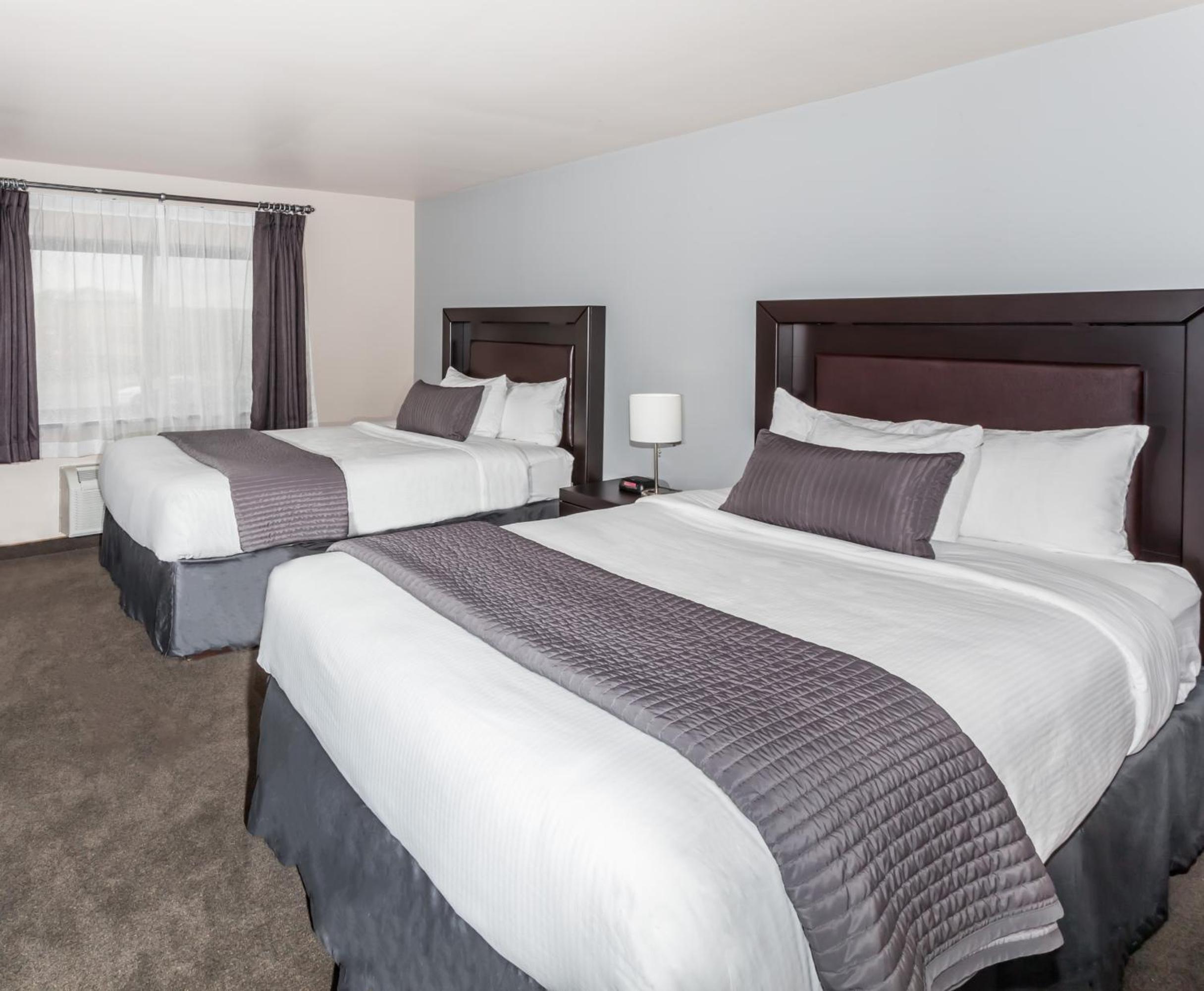 Double Room with Two Double Beds - Non-Smoking - Photo 4