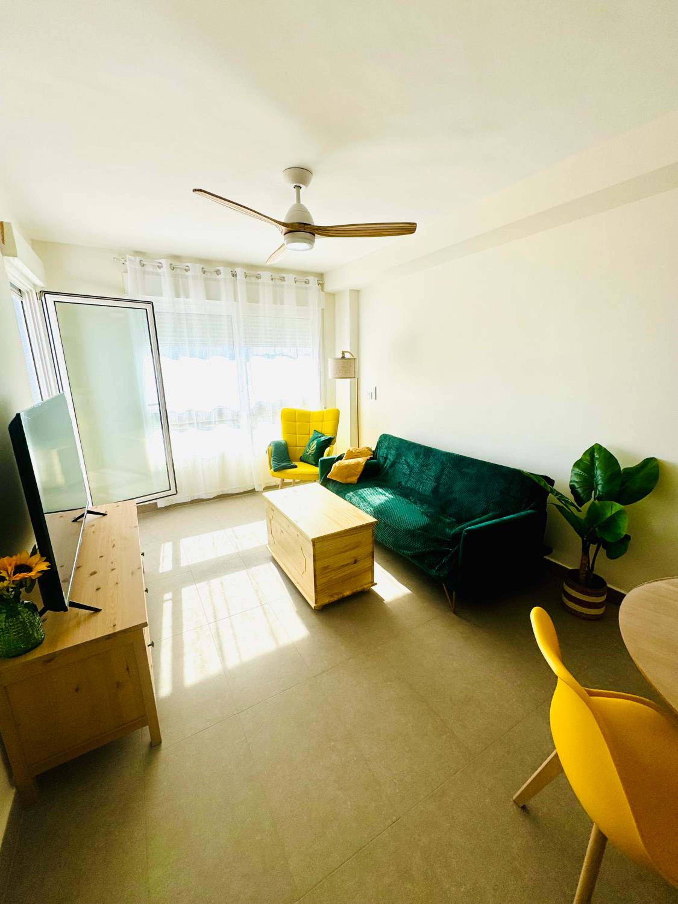 One-Bedroom Apartment photo 3