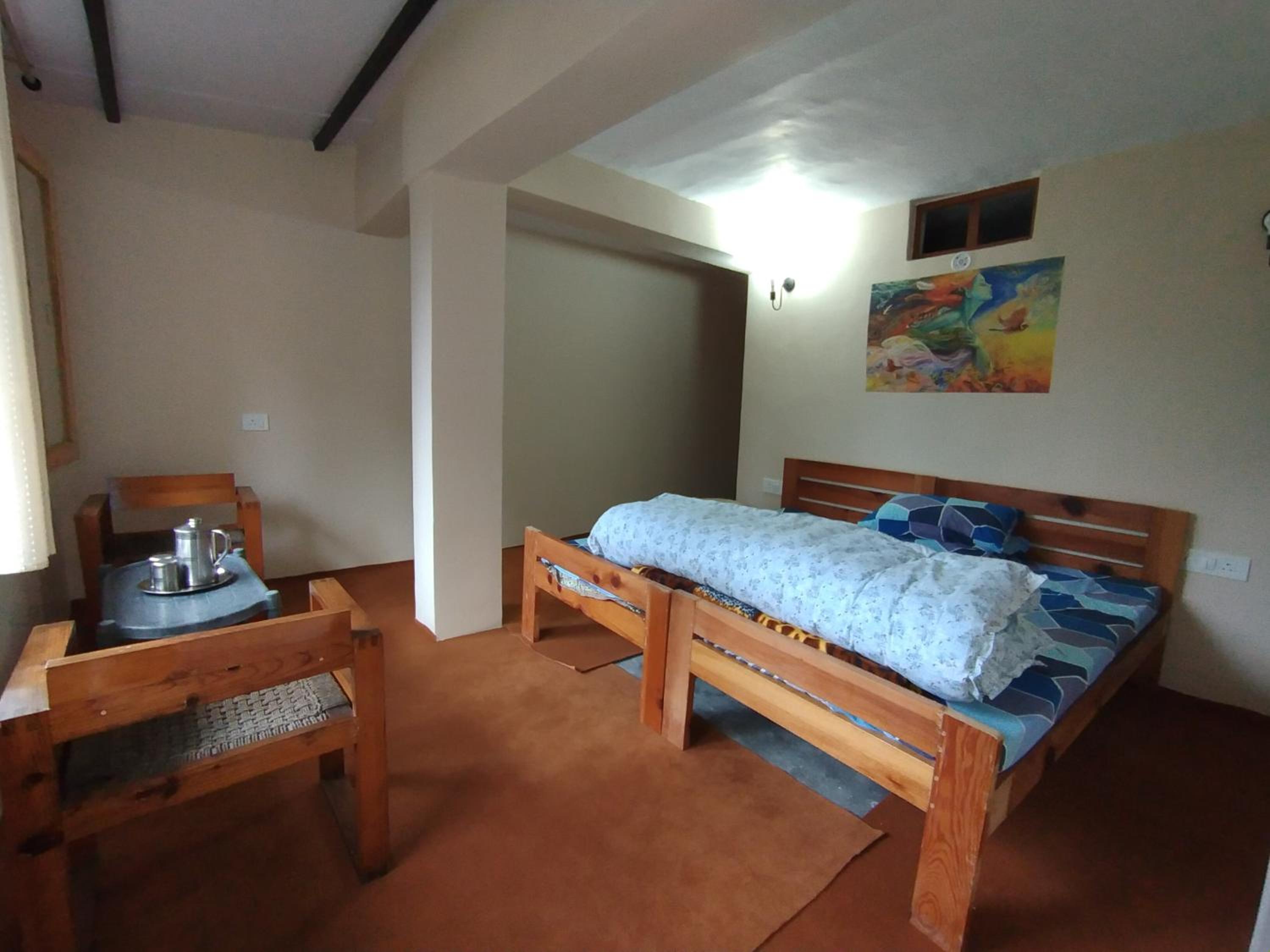 Small Double Room - Photo 5