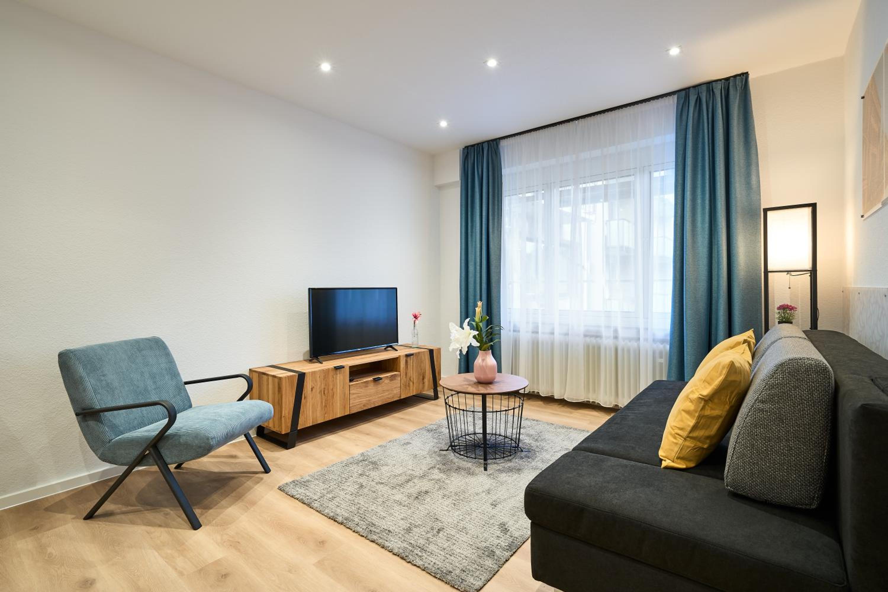 Two-Bedroom Apartment with air condition D photo 2