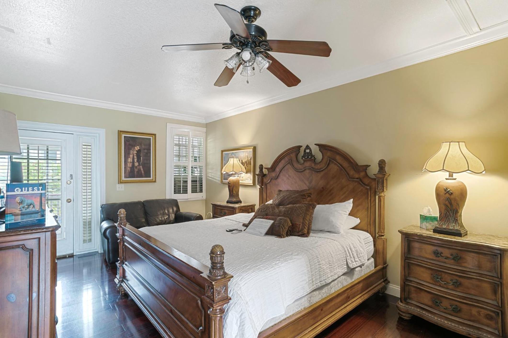 King Room