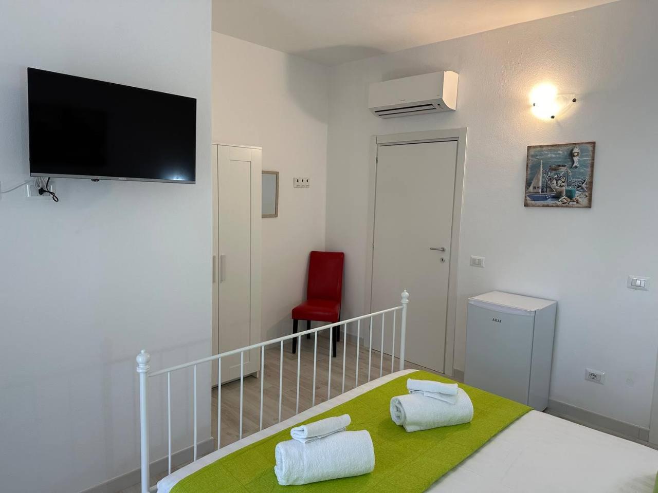 Double Room with Private Bathroom photo 3