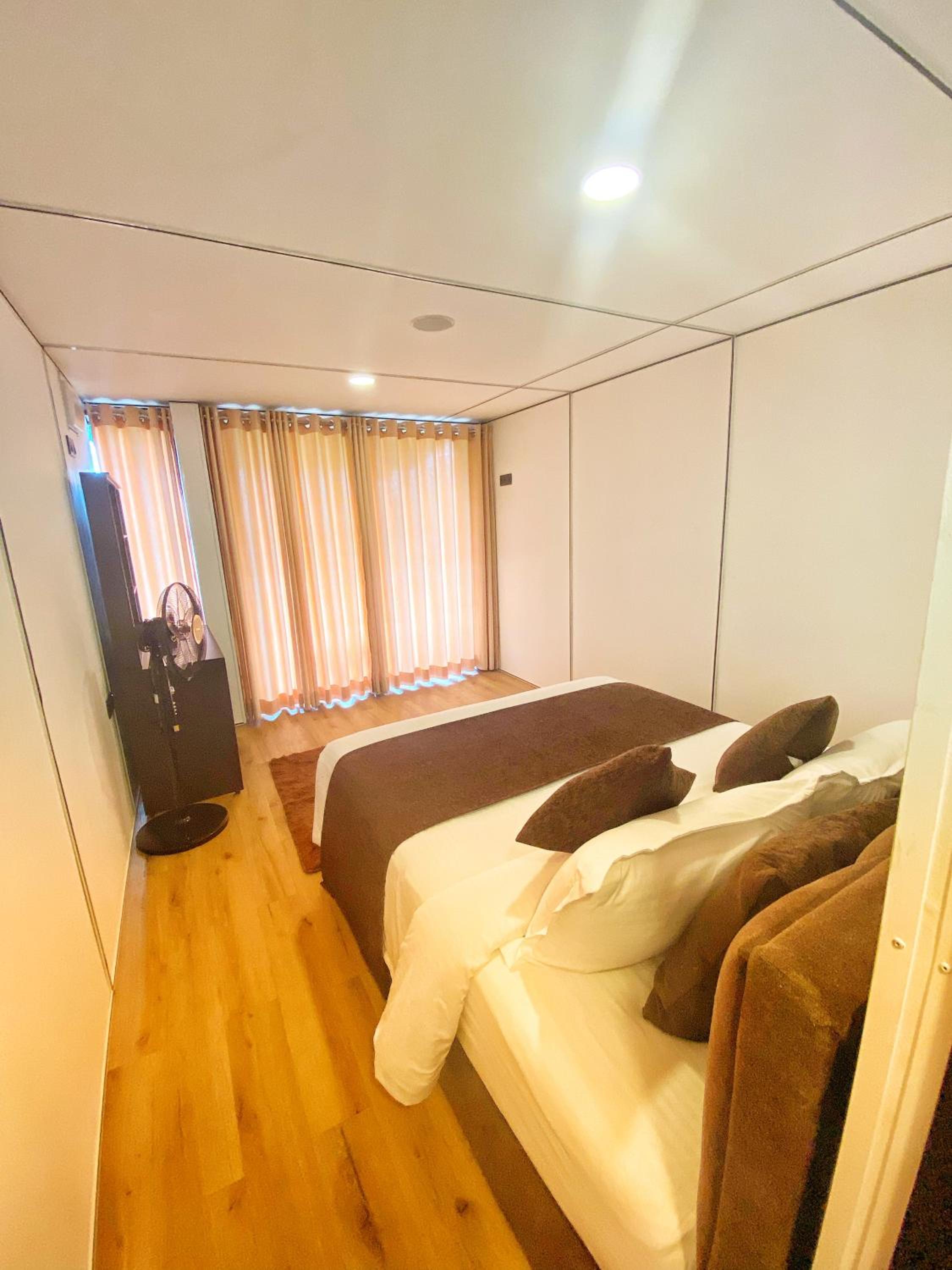 King Room with Mountain View
