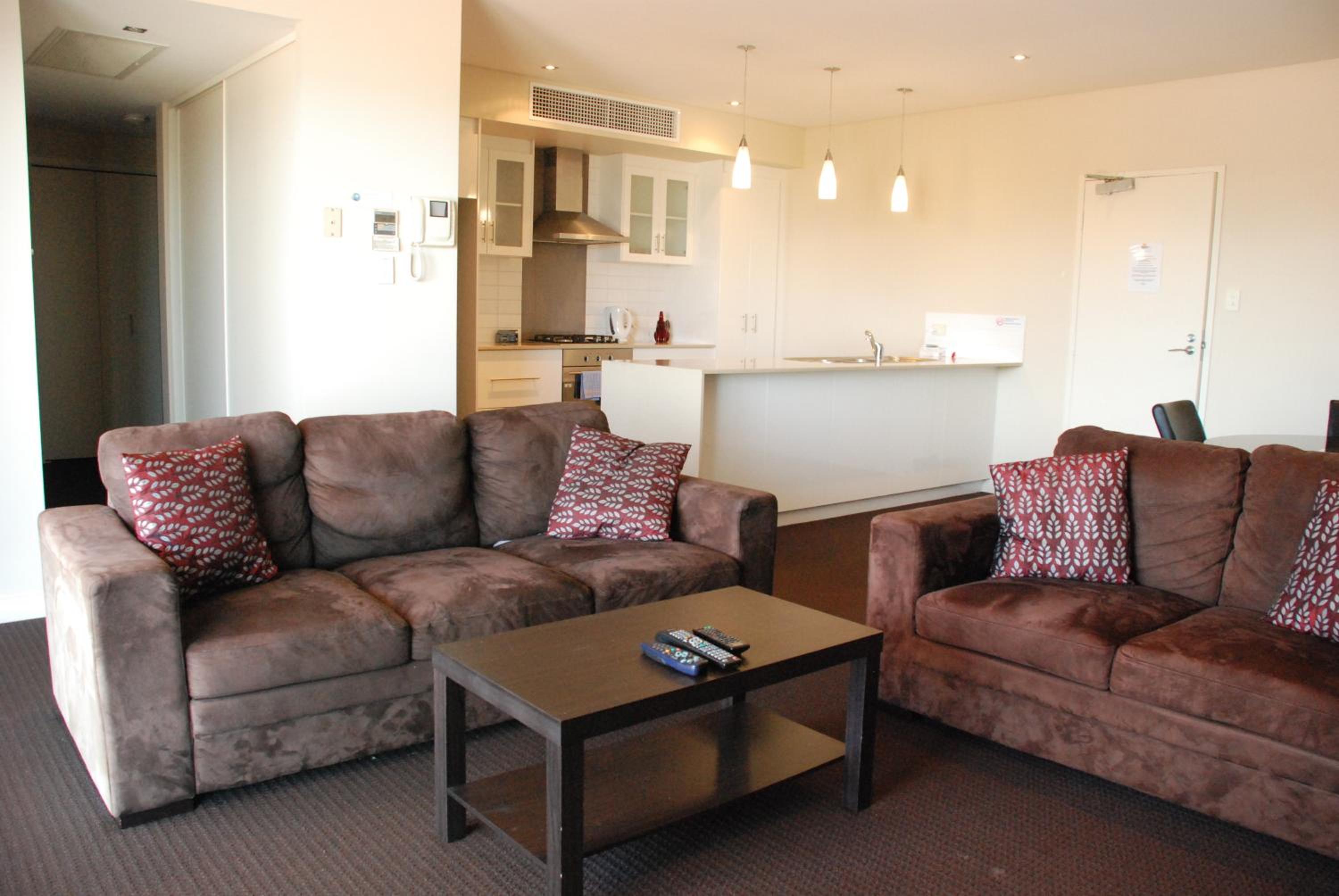 Two-Bedroom Premier Apartment with Ocean View - Ocean 1