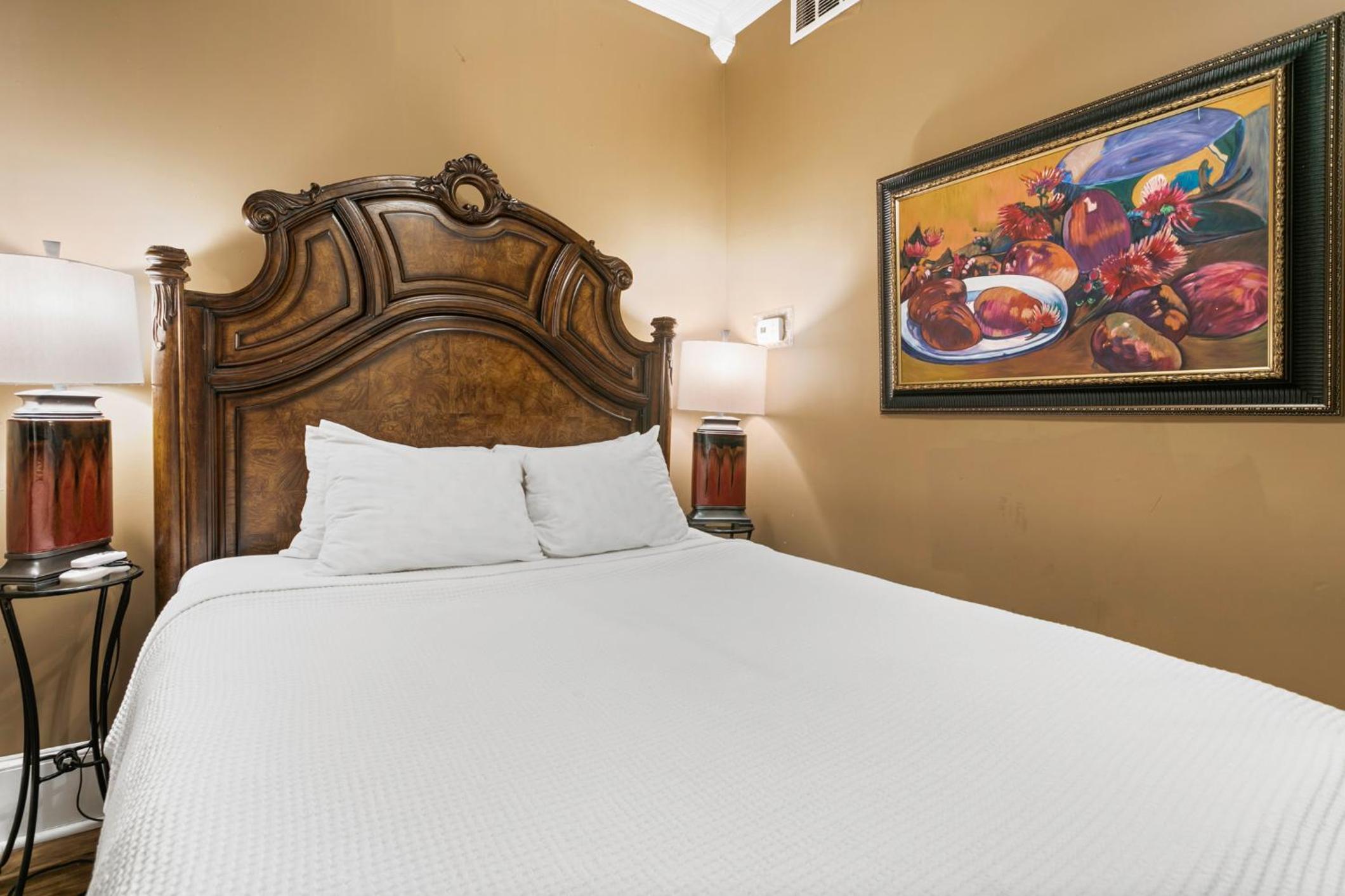 Queen Room