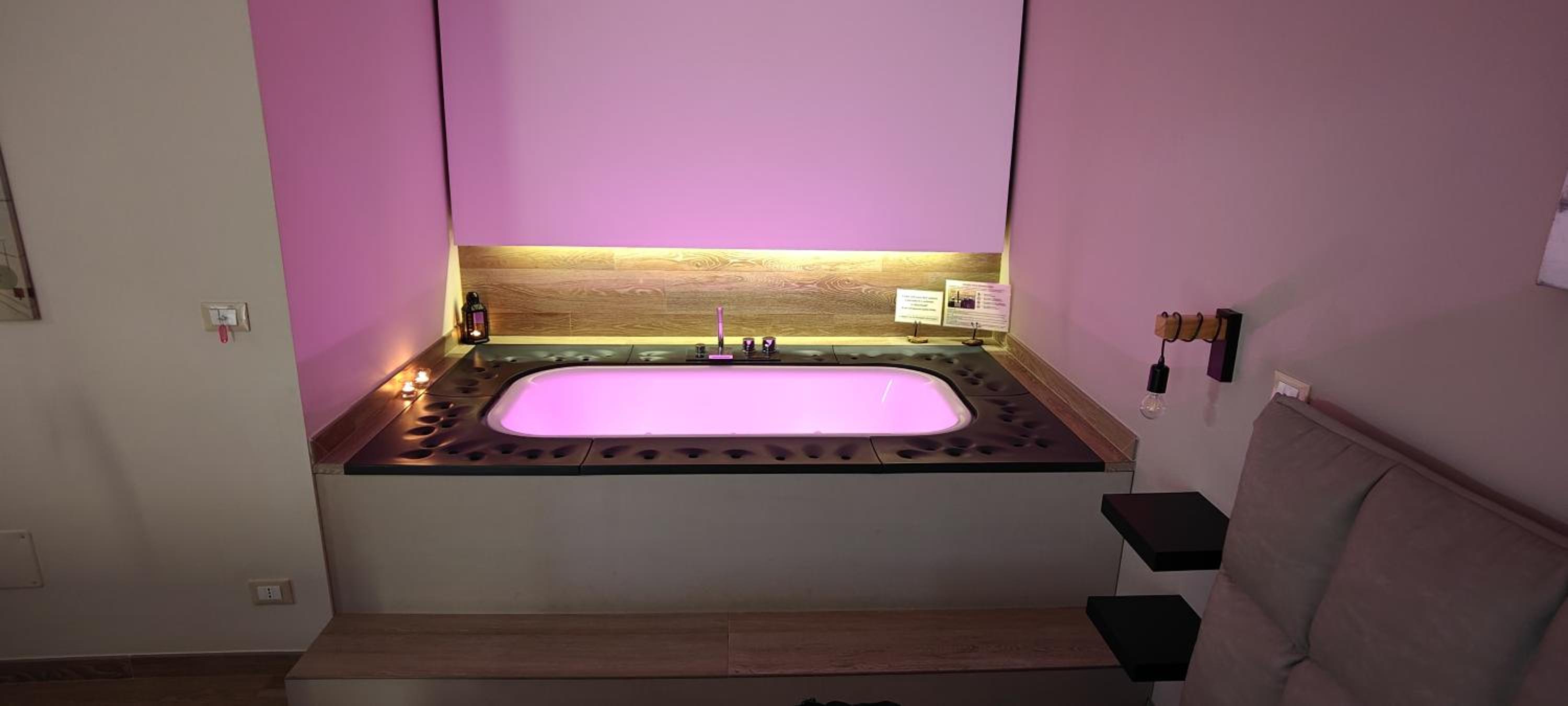 Deluxe Suite - Photo 12
