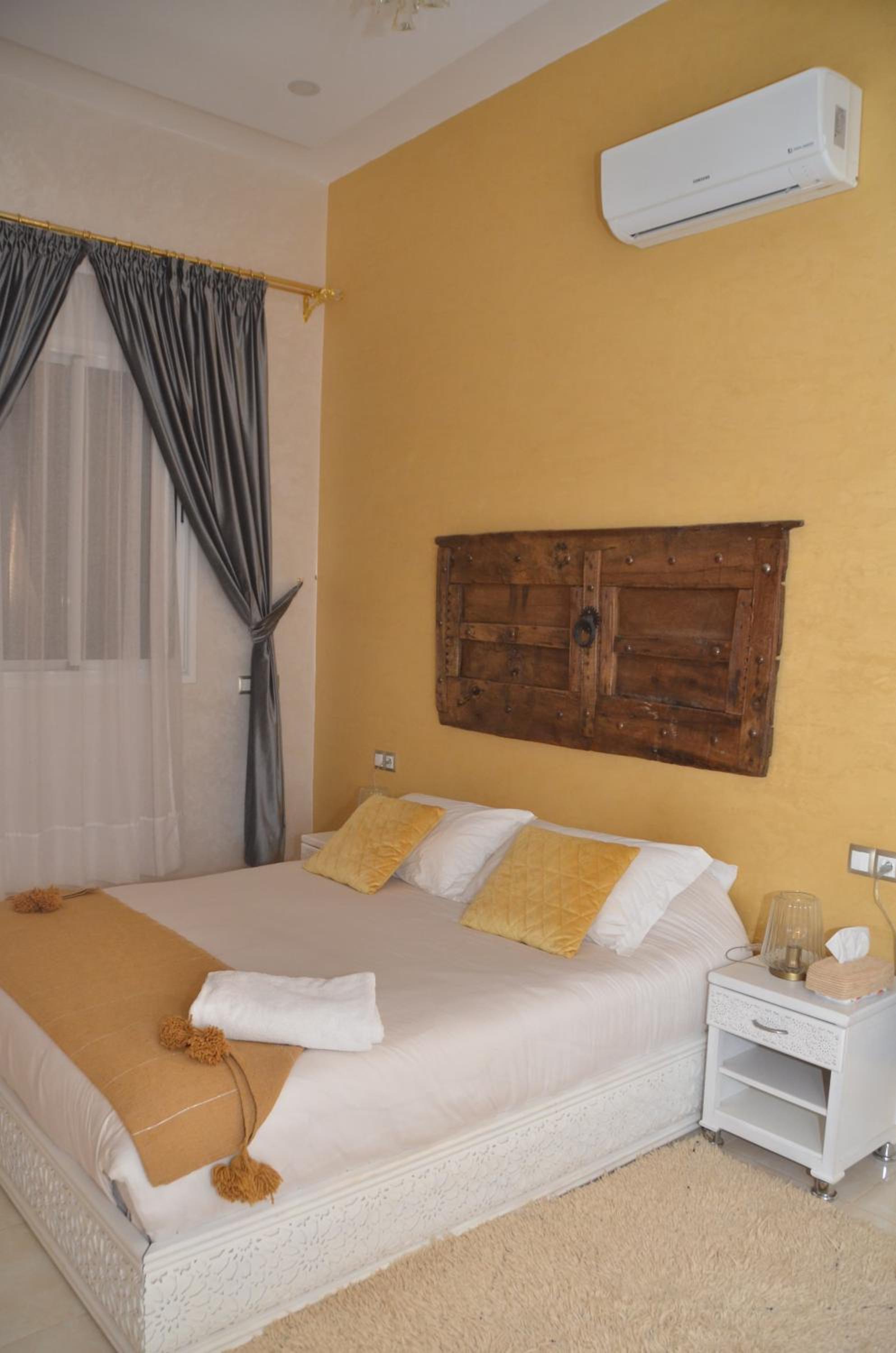 Double Room With Private Bathroom photo 3