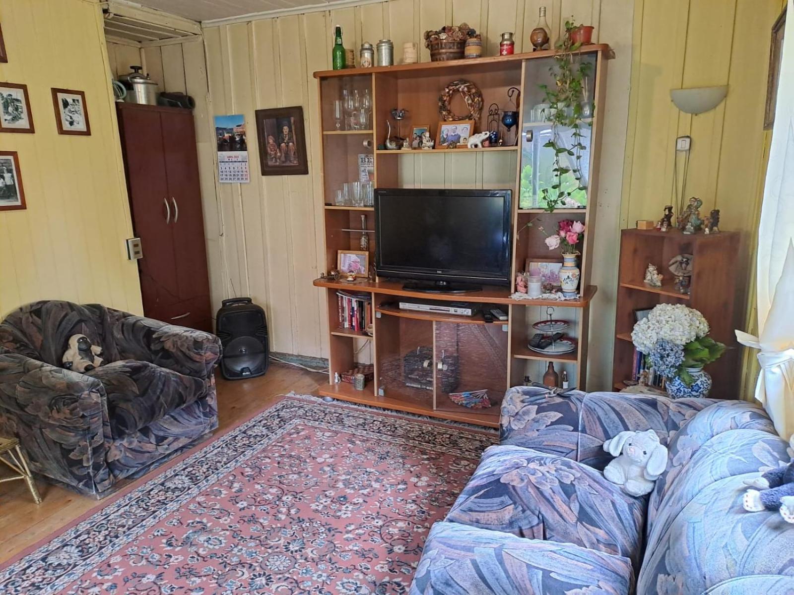 One-Bedroom House photo 2