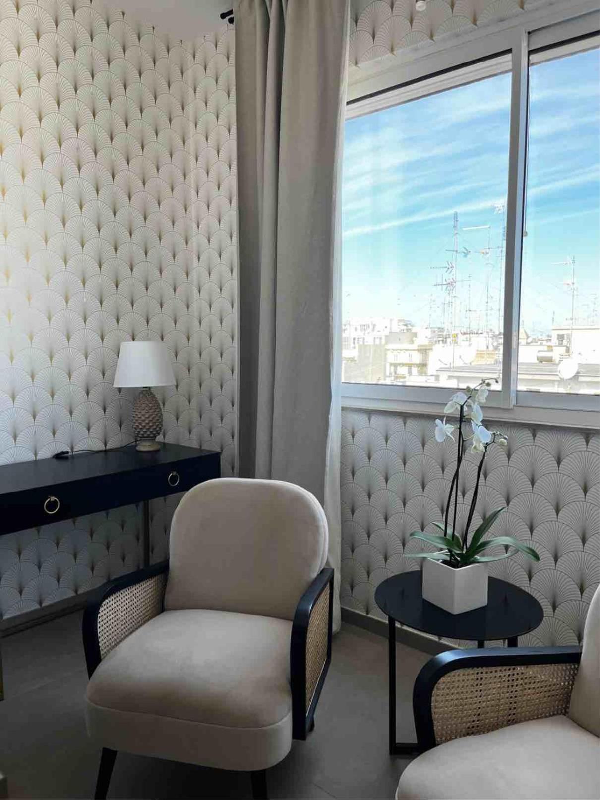 One-Bedroom Apartment - Photo 9