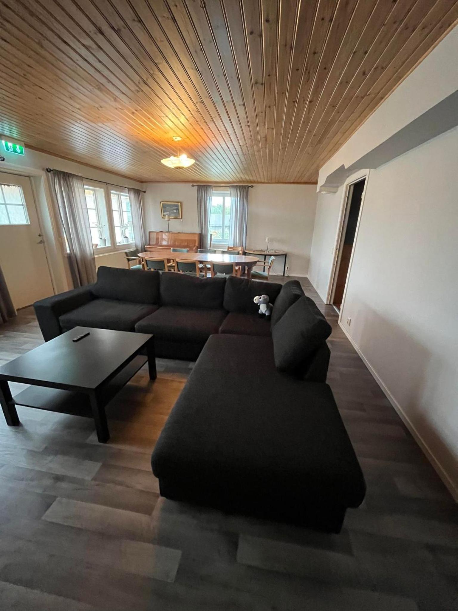 Villa photo 1