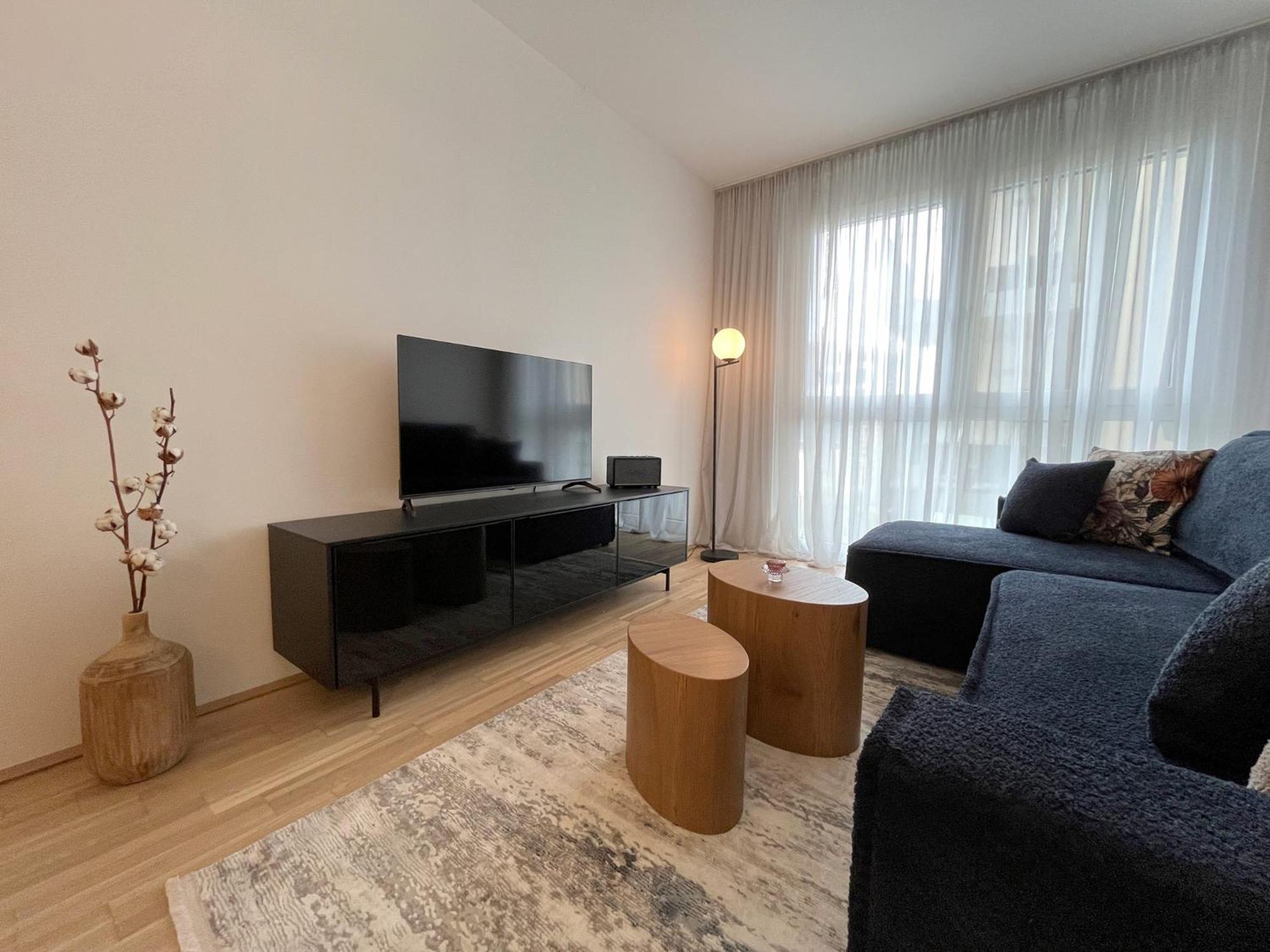 One-Bedroom Apartment with Balcony
